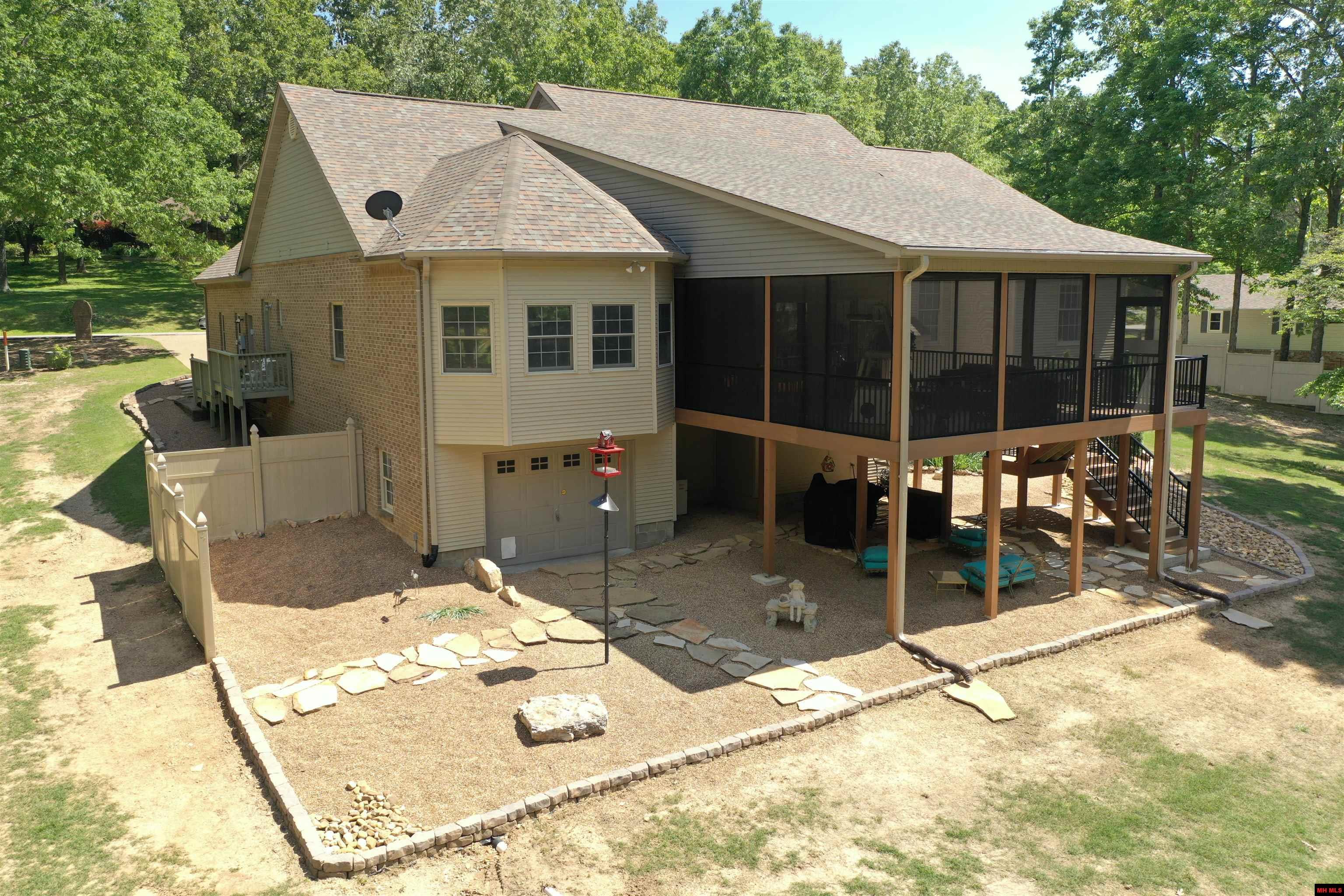 731 Pebblecreek Drive