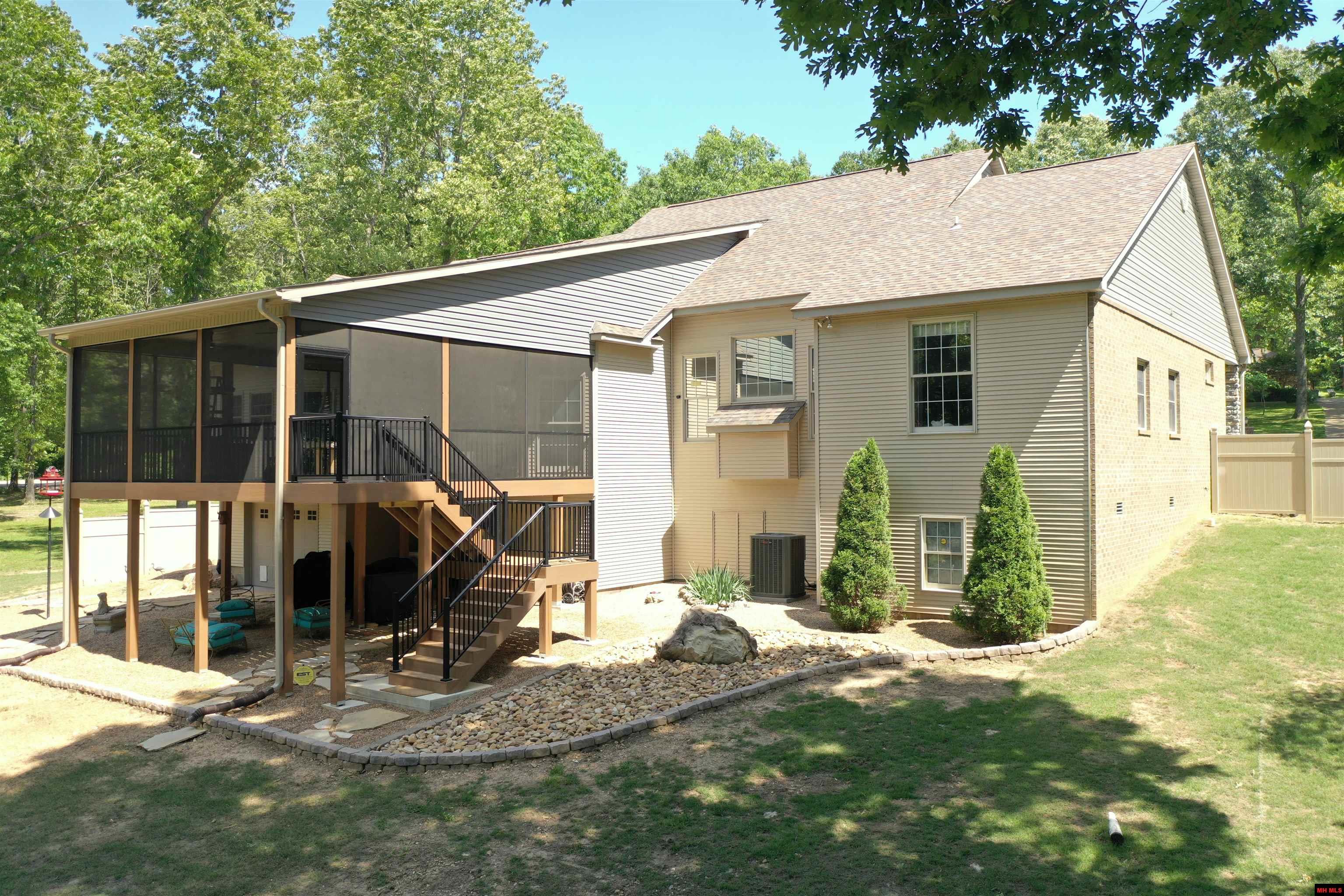 731 Pebblecreek Drive