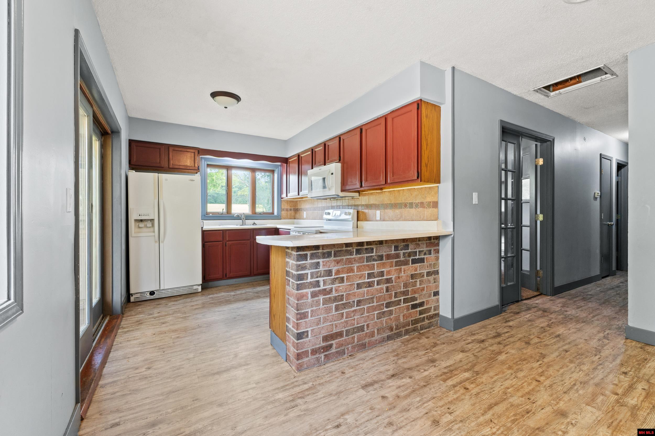 409 CR 916 Mountain Home, AR