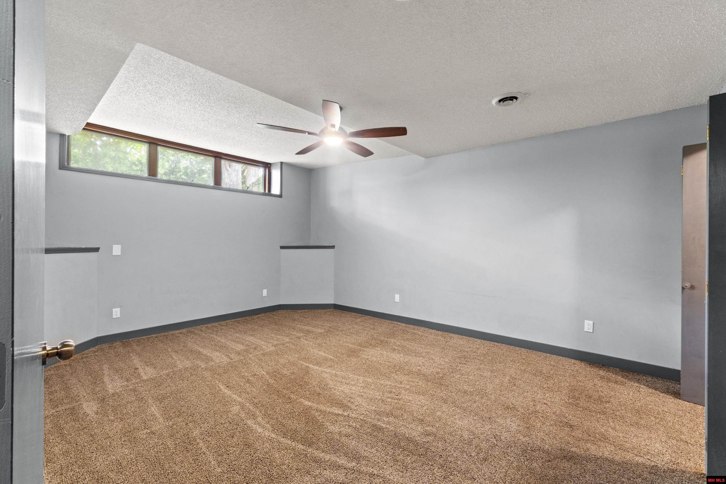 409 CR 916 Mountain Home, AR