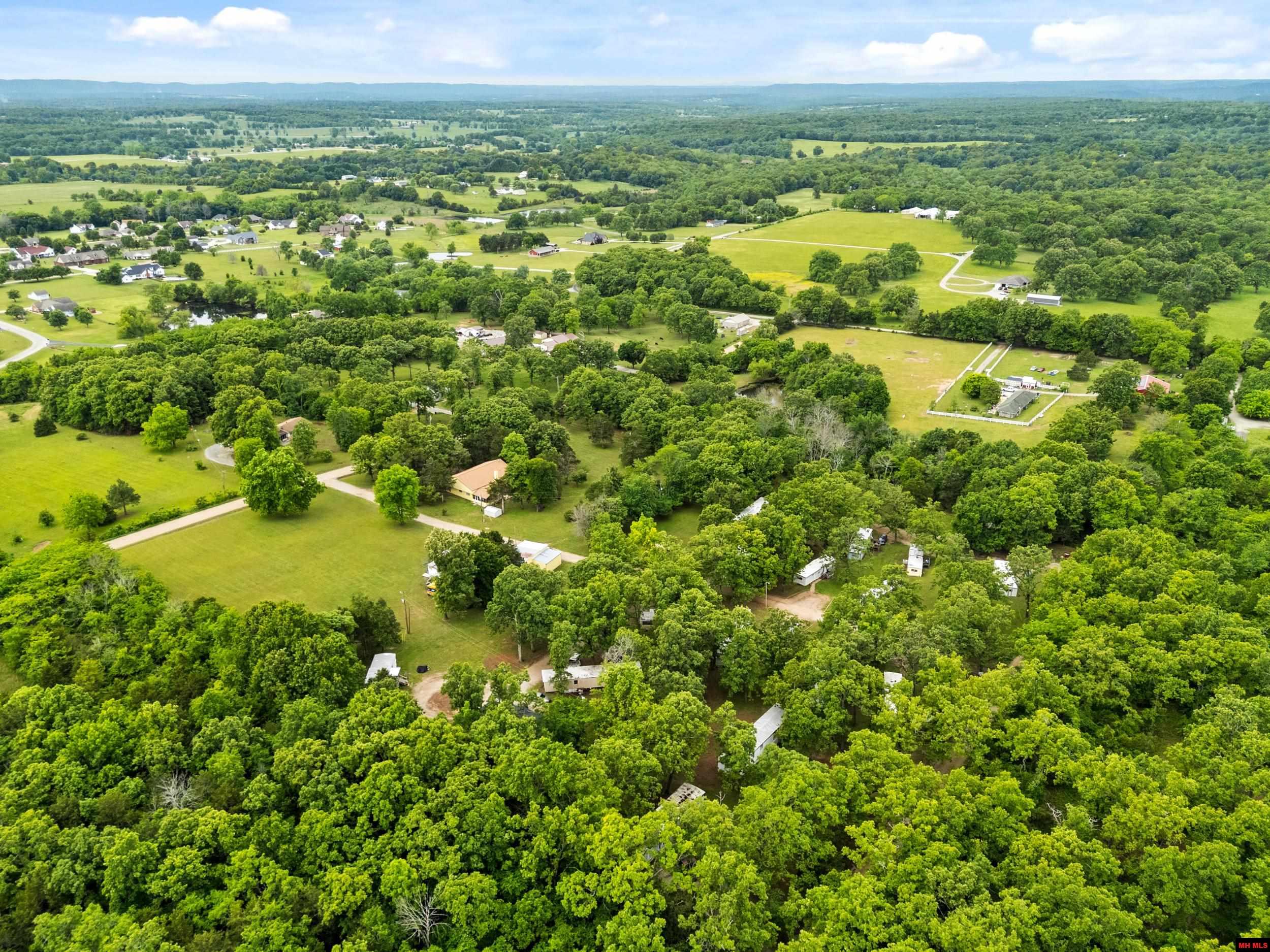 409 CR 916 Mountain Home, AR