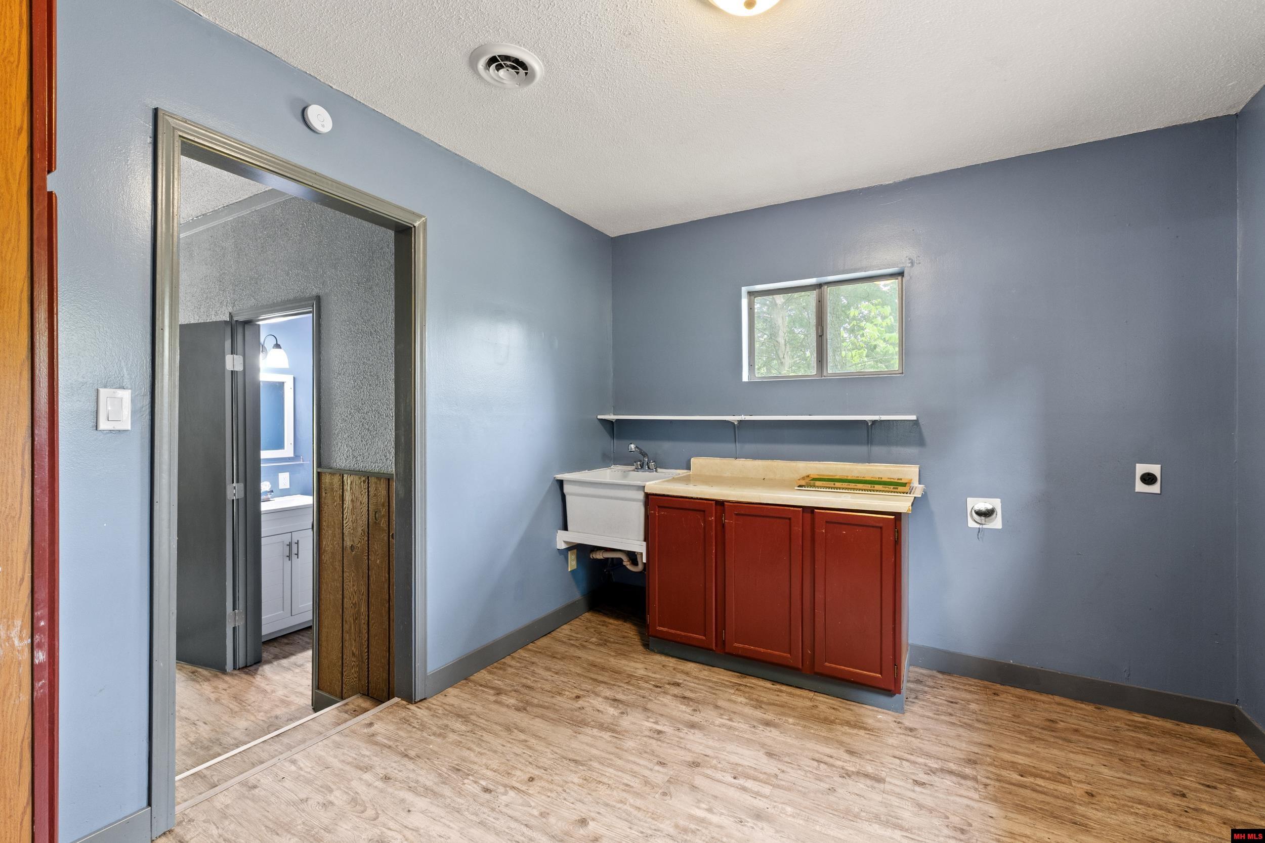 409 CR 916 Mountain Home, AR