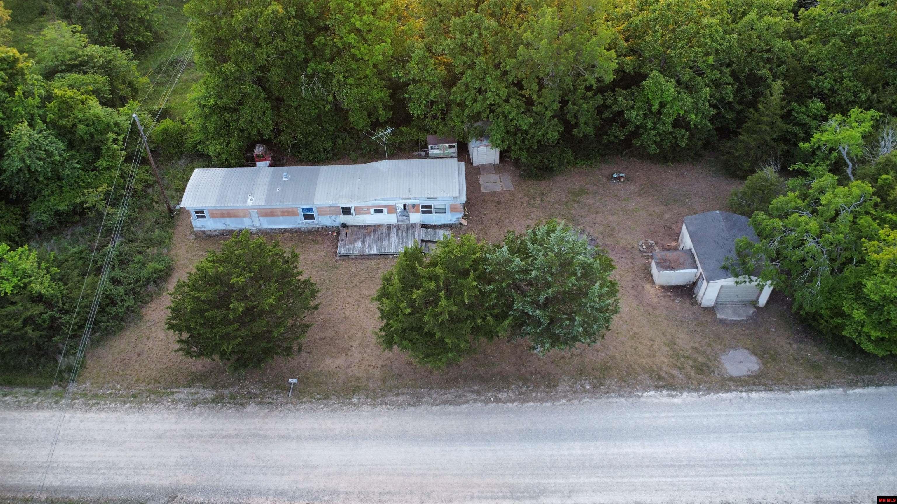 742 CR 470 Clarkridge, AR