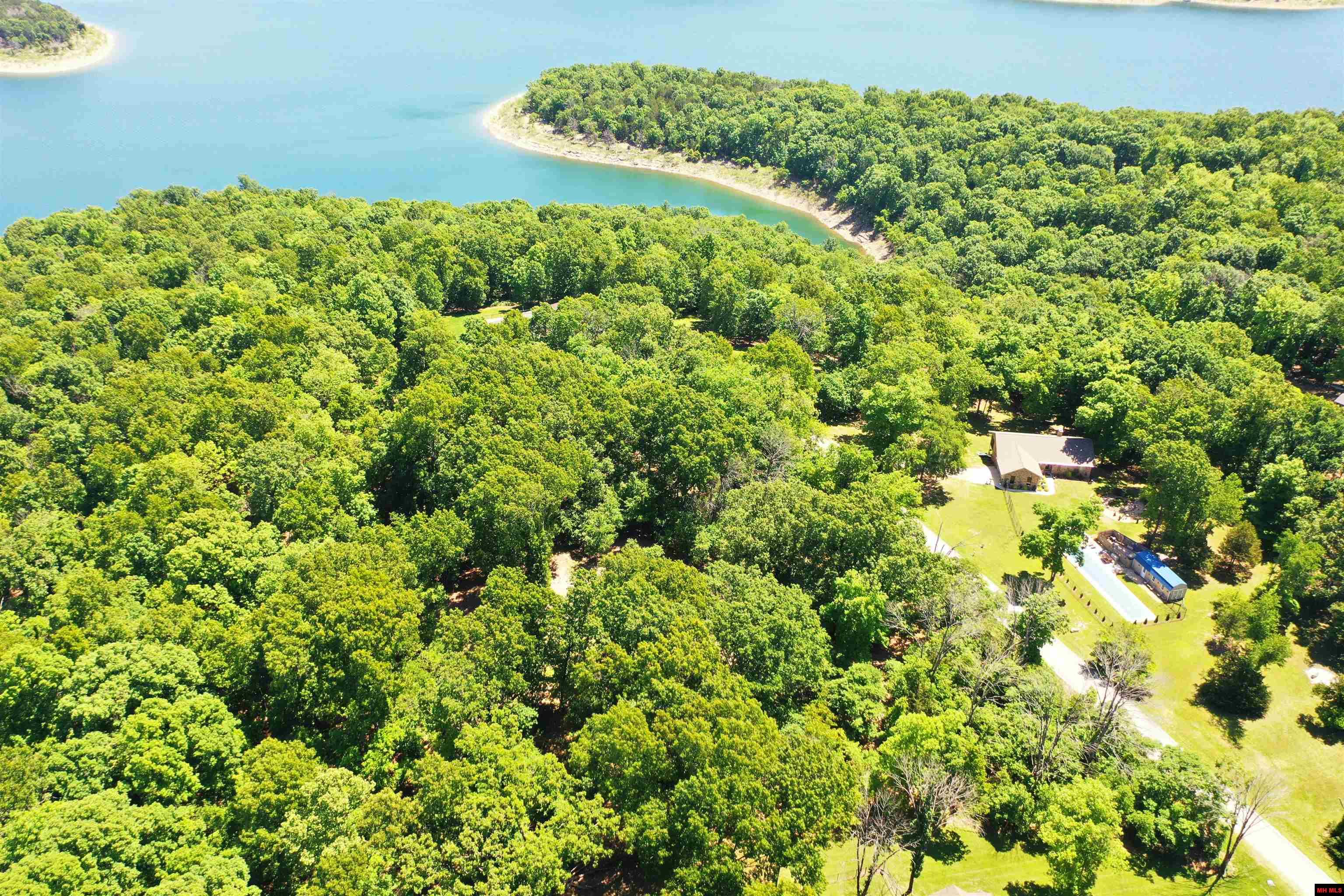 002-00192-000 Belle Cove Lane
