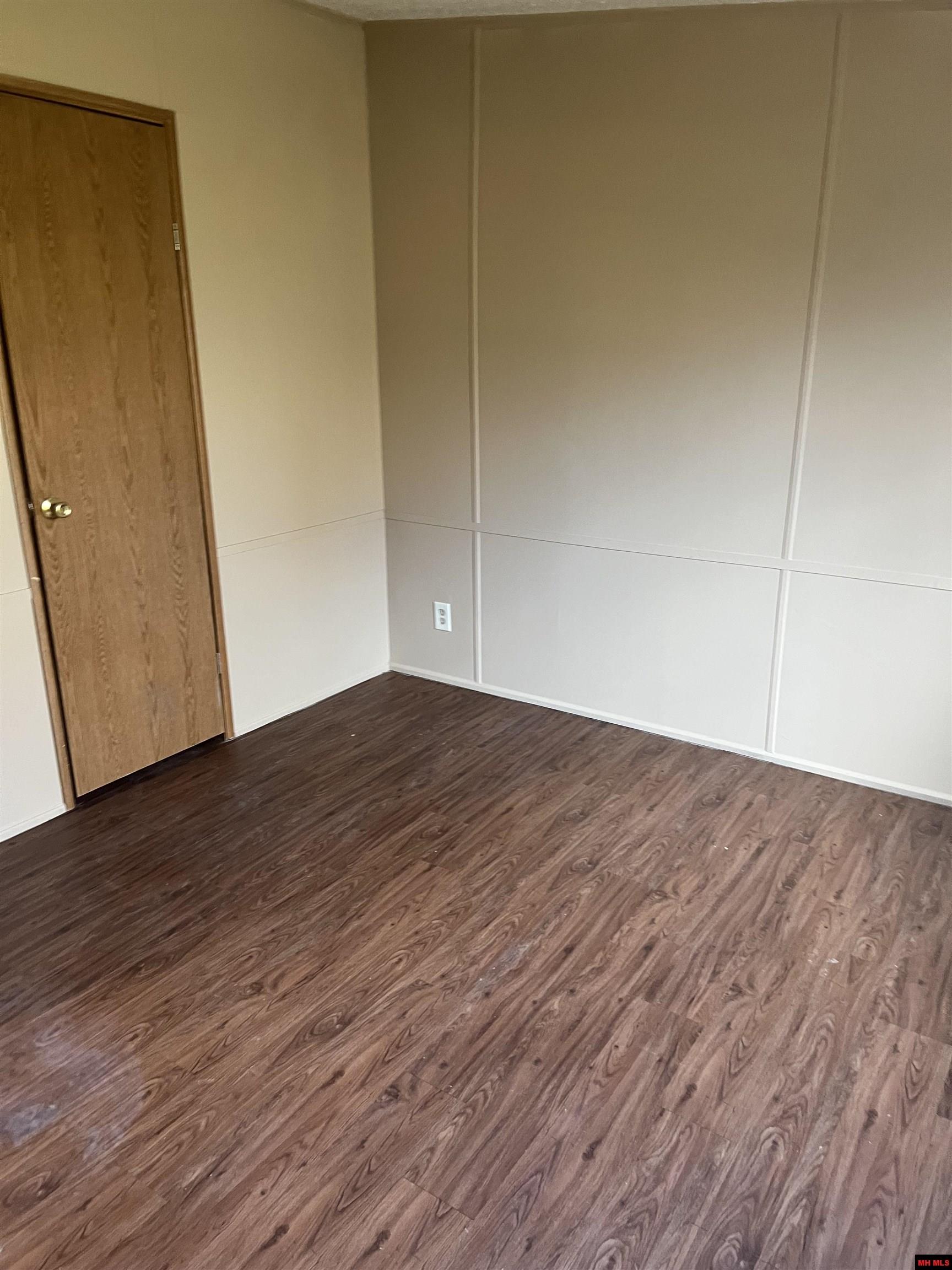 501 GIRARD STREET Flippin, AR