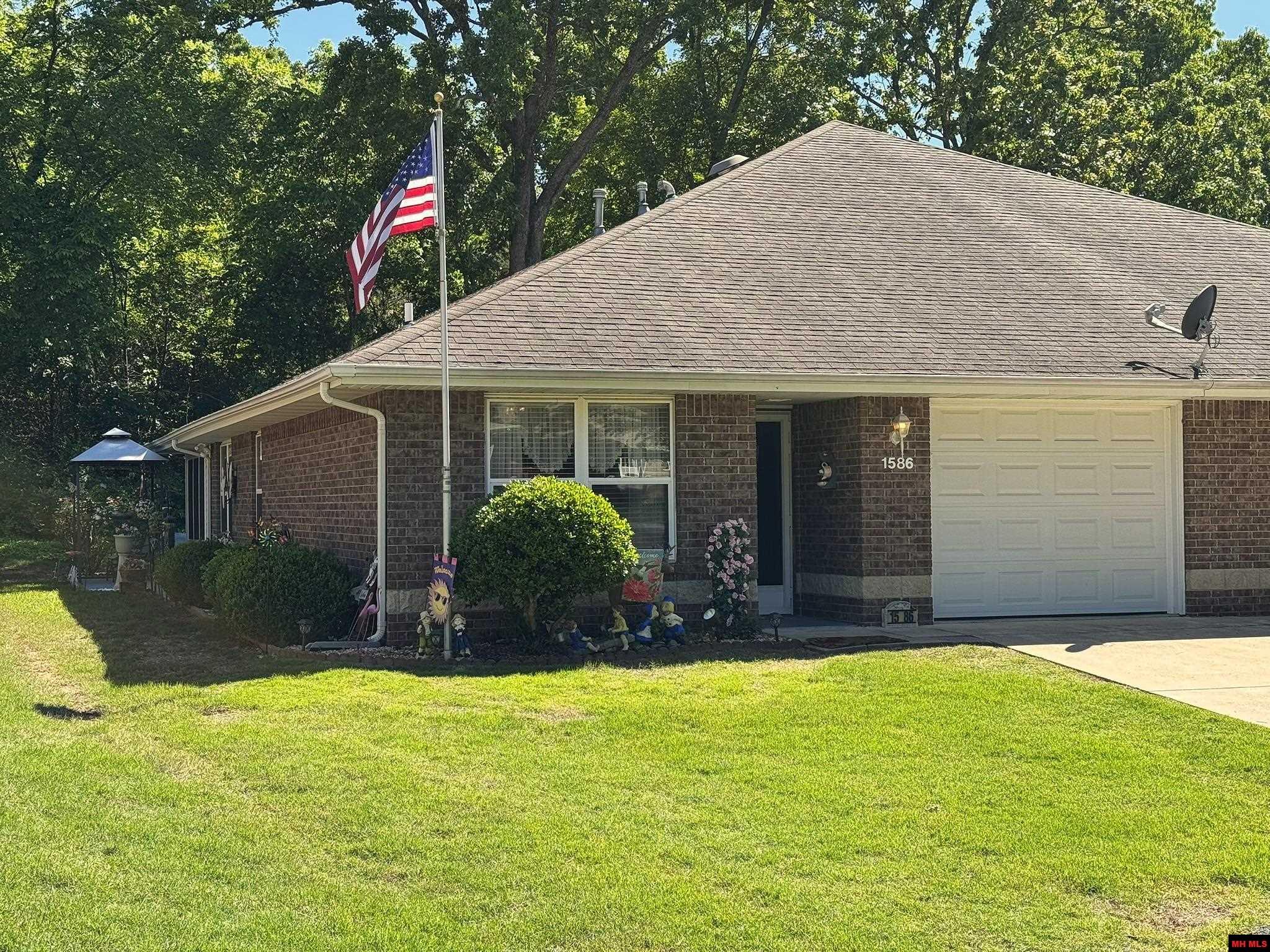 1586 MEADOWHILL DRIVE Mountain Home, AR