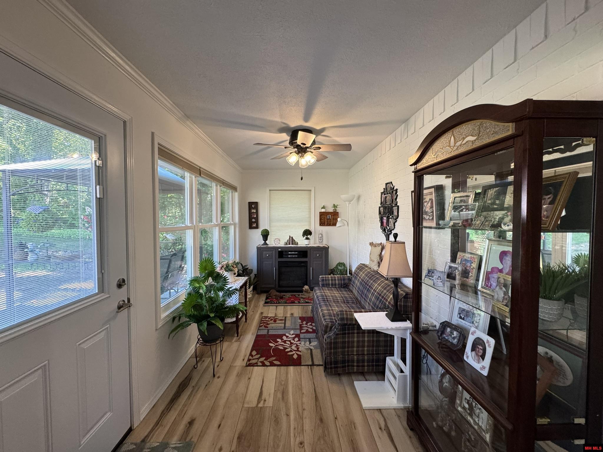 1586 MEADOWHILL DRIVE Mountain Home, AR