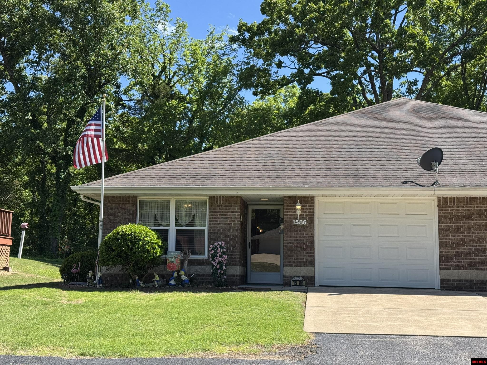 1586 MEADOWHILL DRIVE Mountain Home, AR