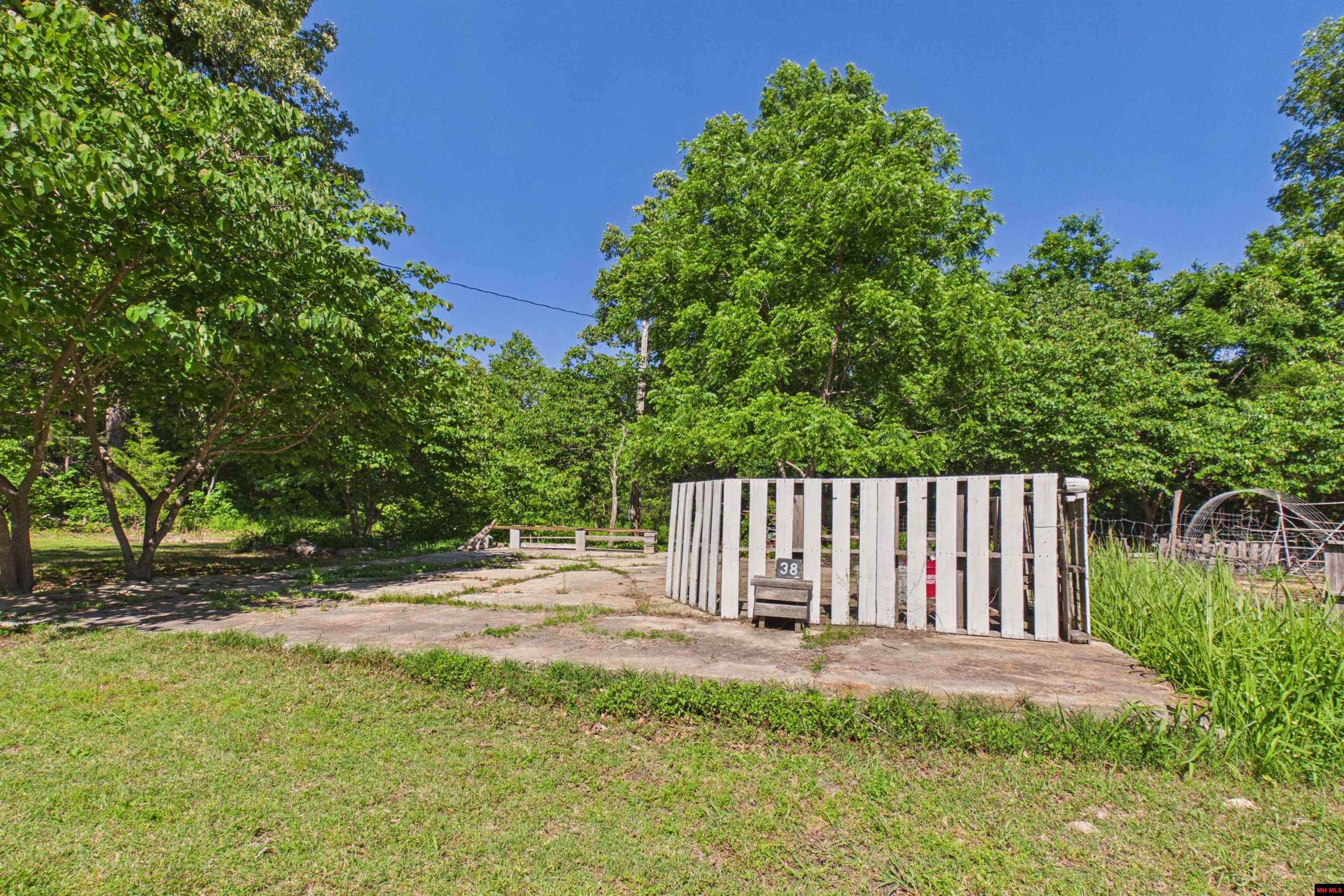 80 APPLE BLOSSOM CIRCLE Mountain Home, AR