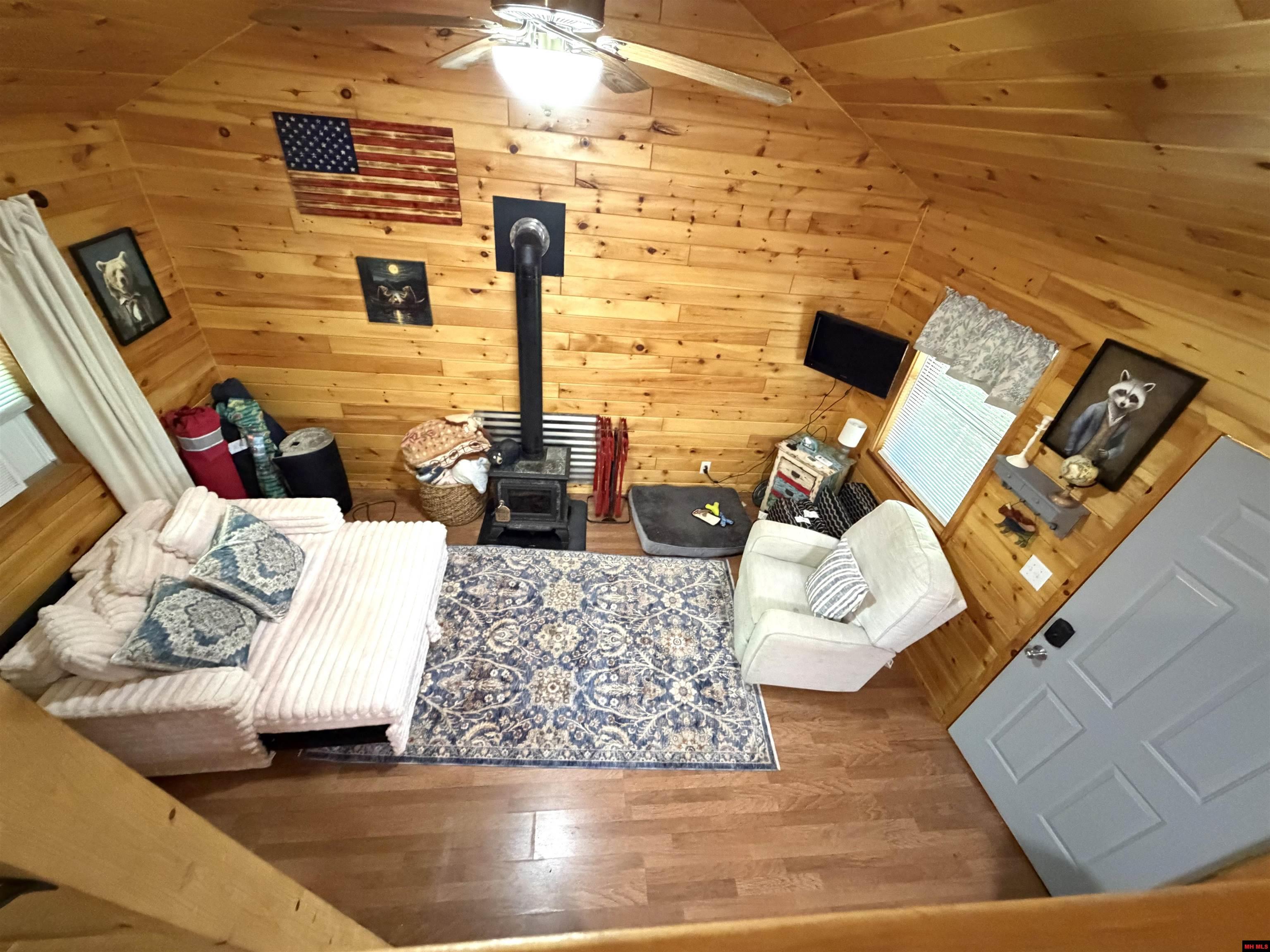 412 LONGWAY DRIVE Yellville, AR
