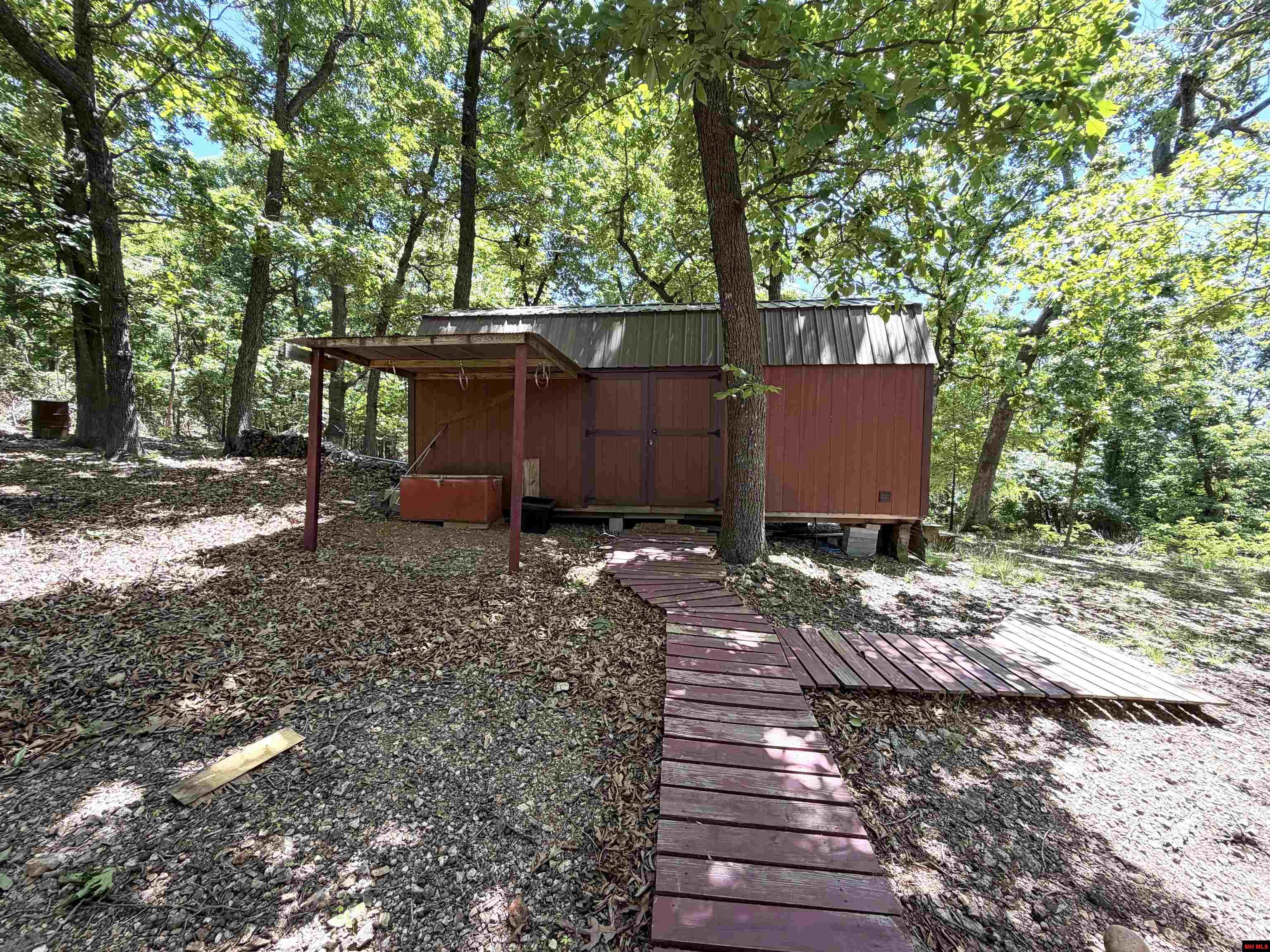 412 LONGWAY DRIVE Yellville, AR