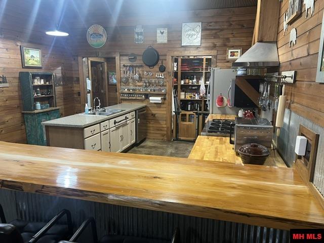7445 S Hwy 14 South