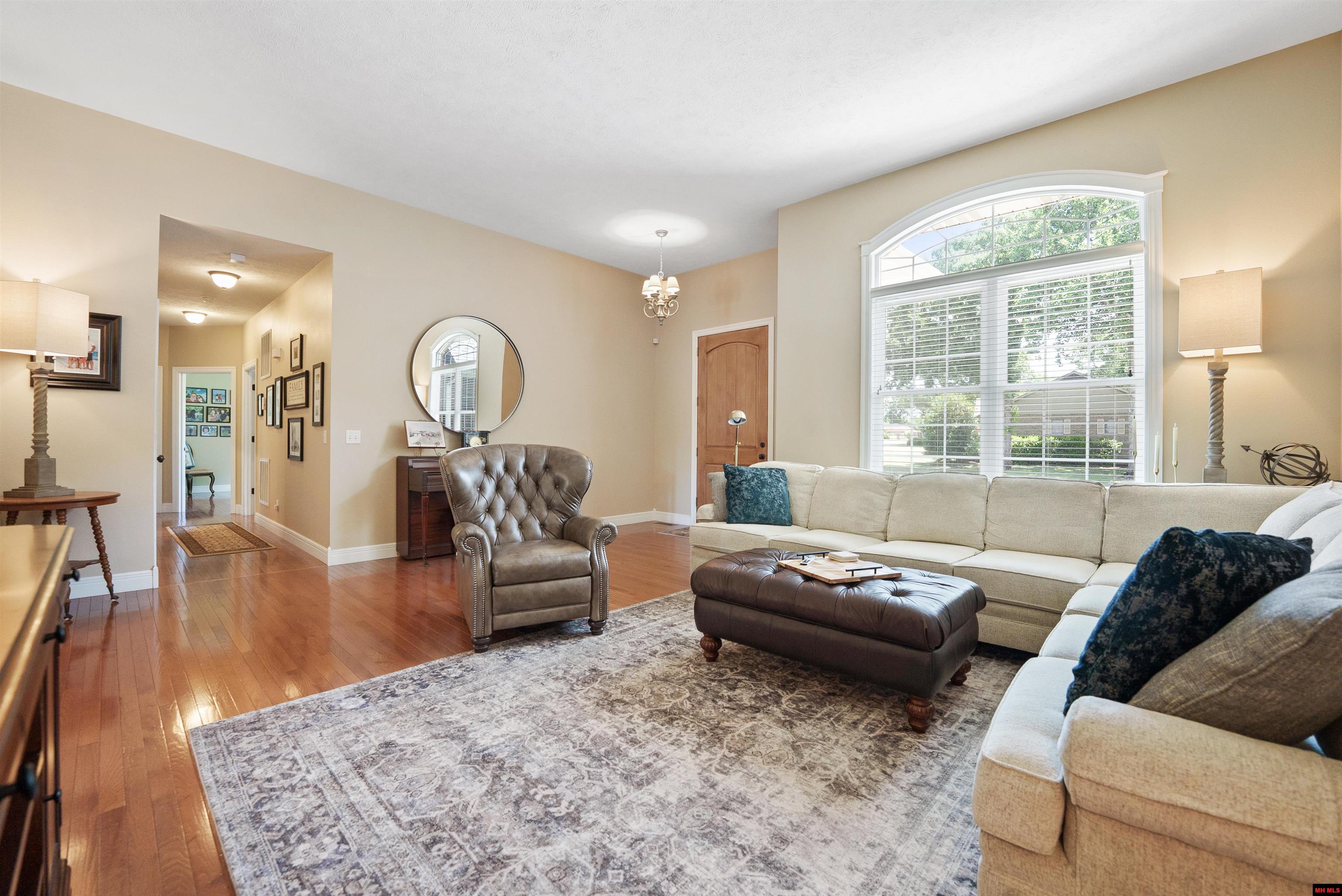 2027 Shadow Oak Drive