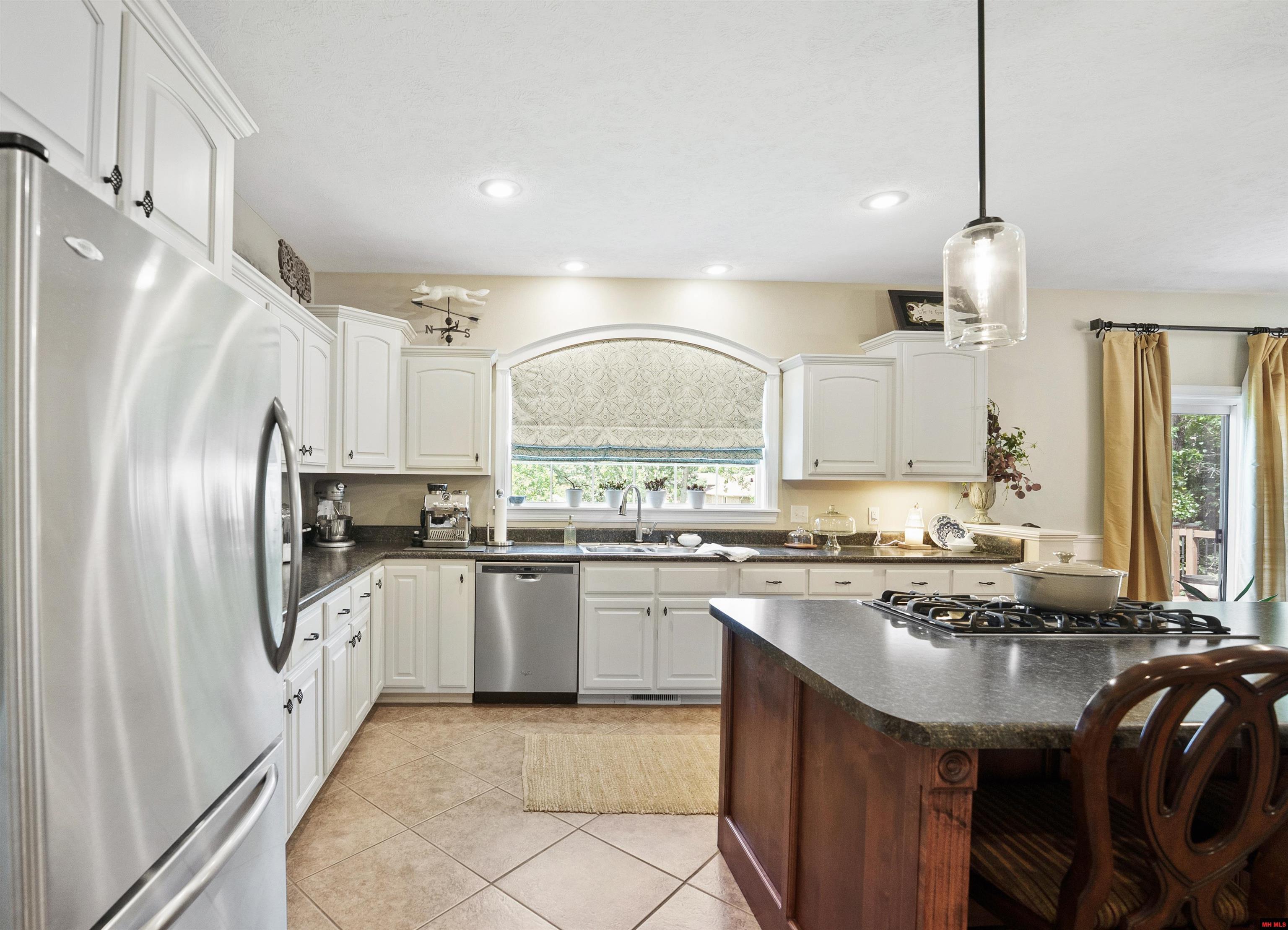 2027 Shadow Oak Drive