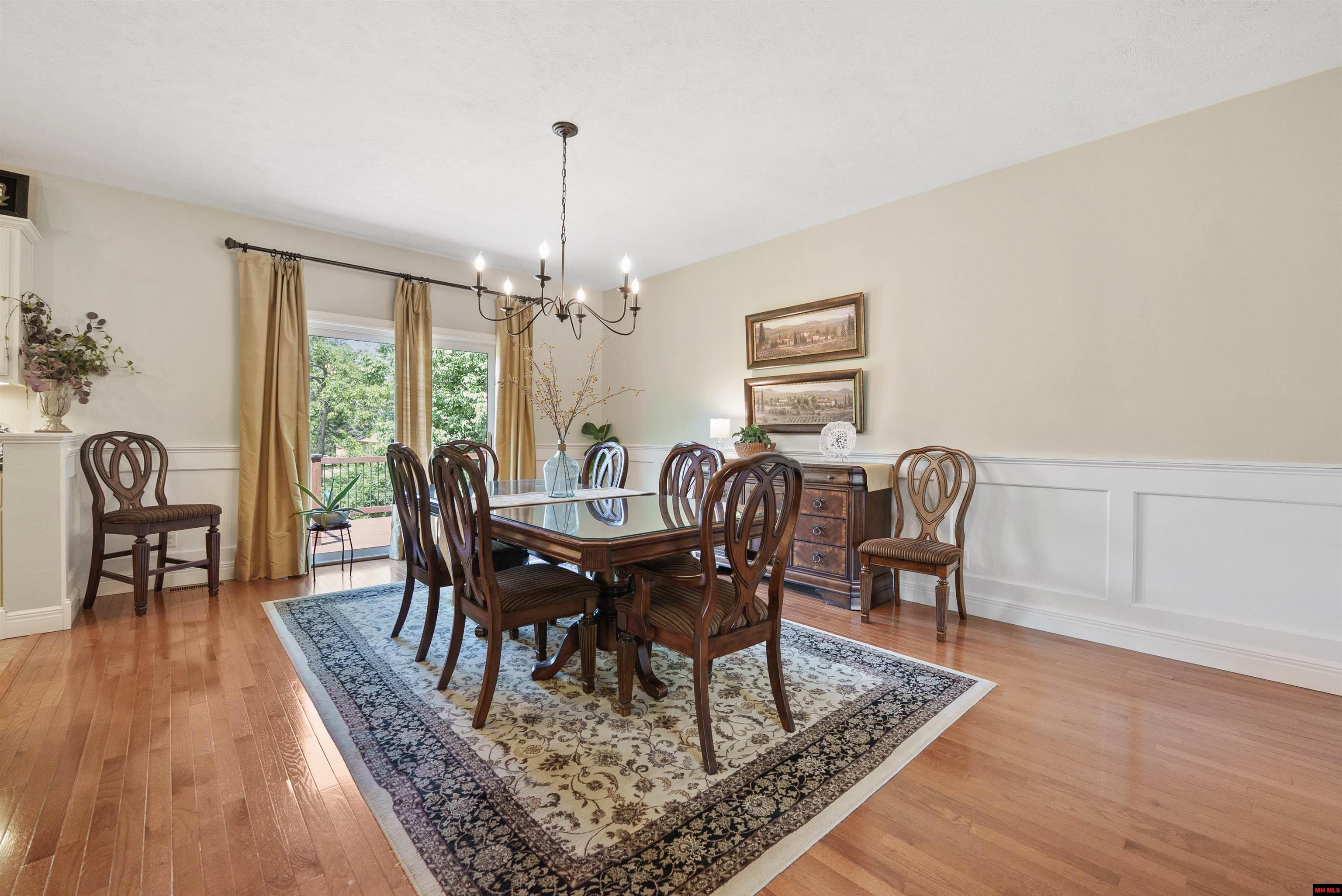 2027 Shadow Oak Drive
