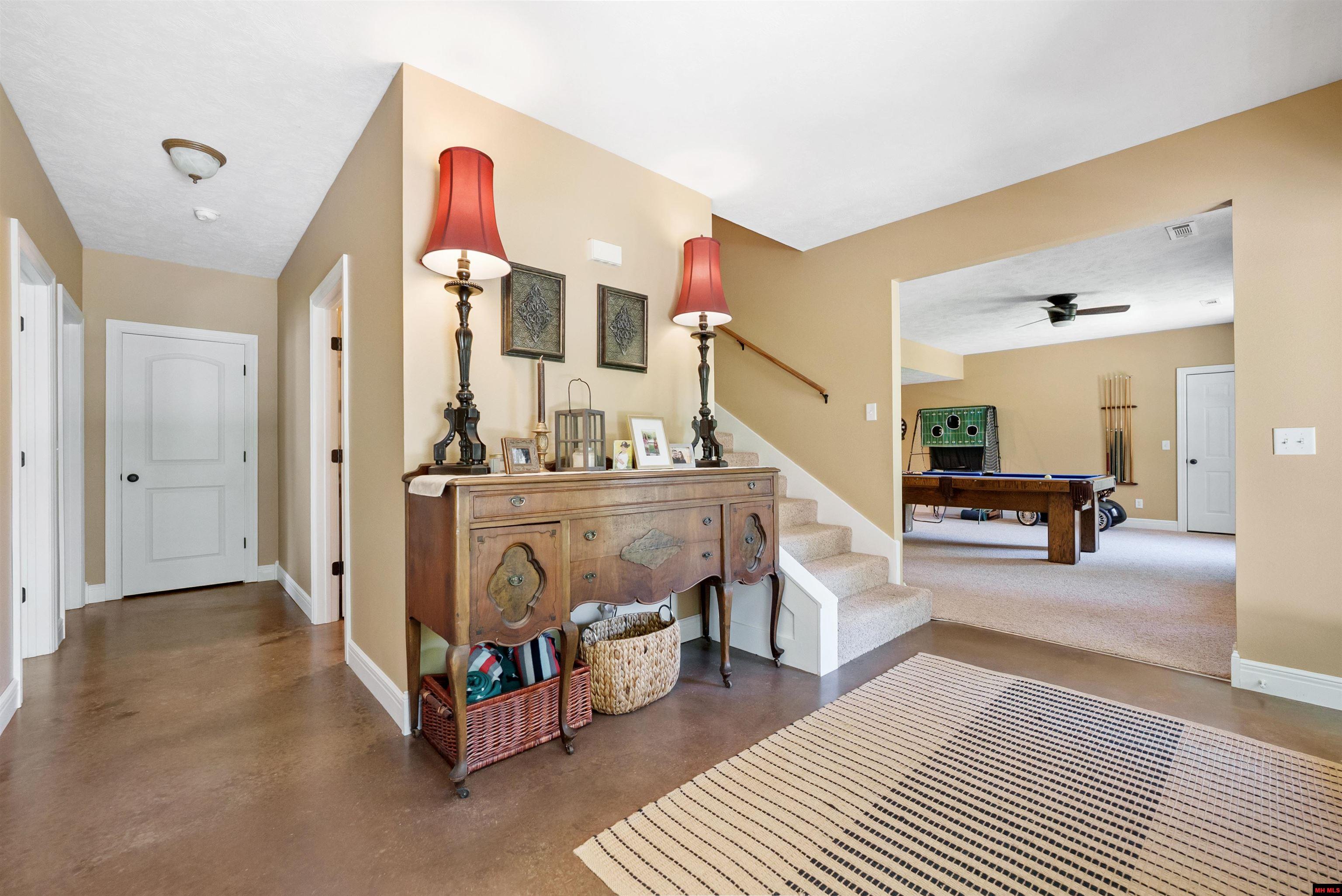 2027 Shadow Oak Drive
