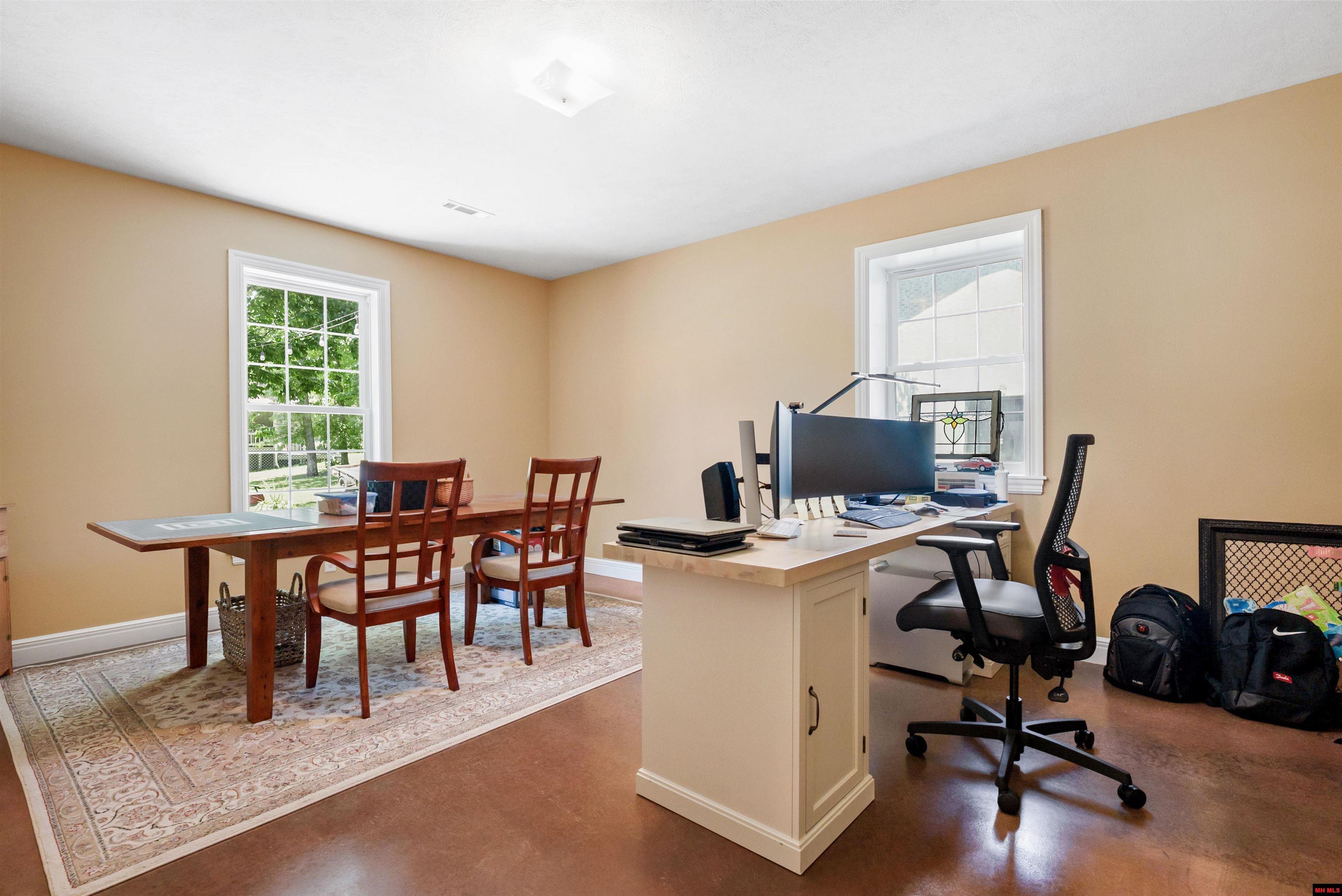 2027 Shadow Oak Drive