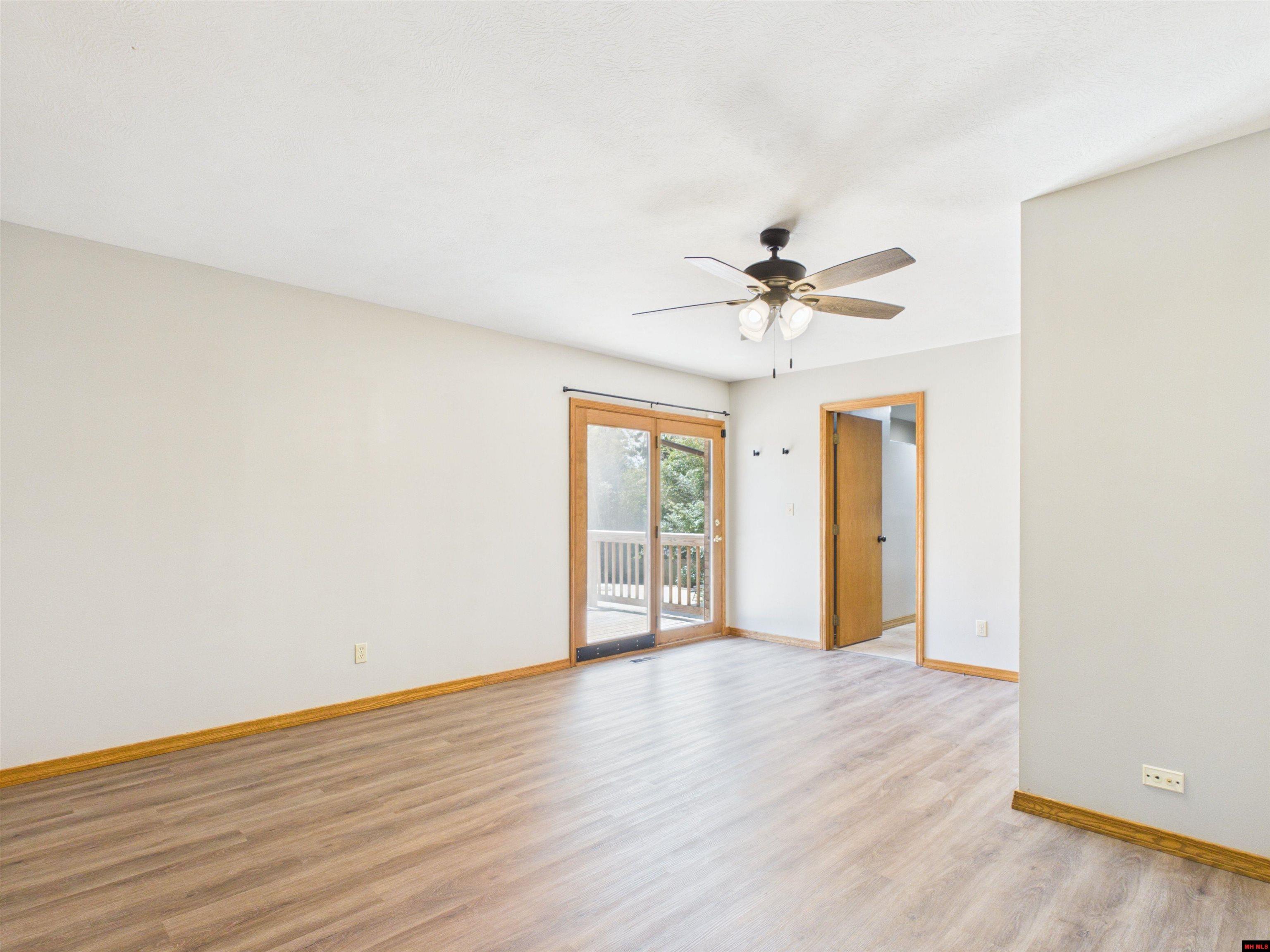 26 Hickory Heights Drive