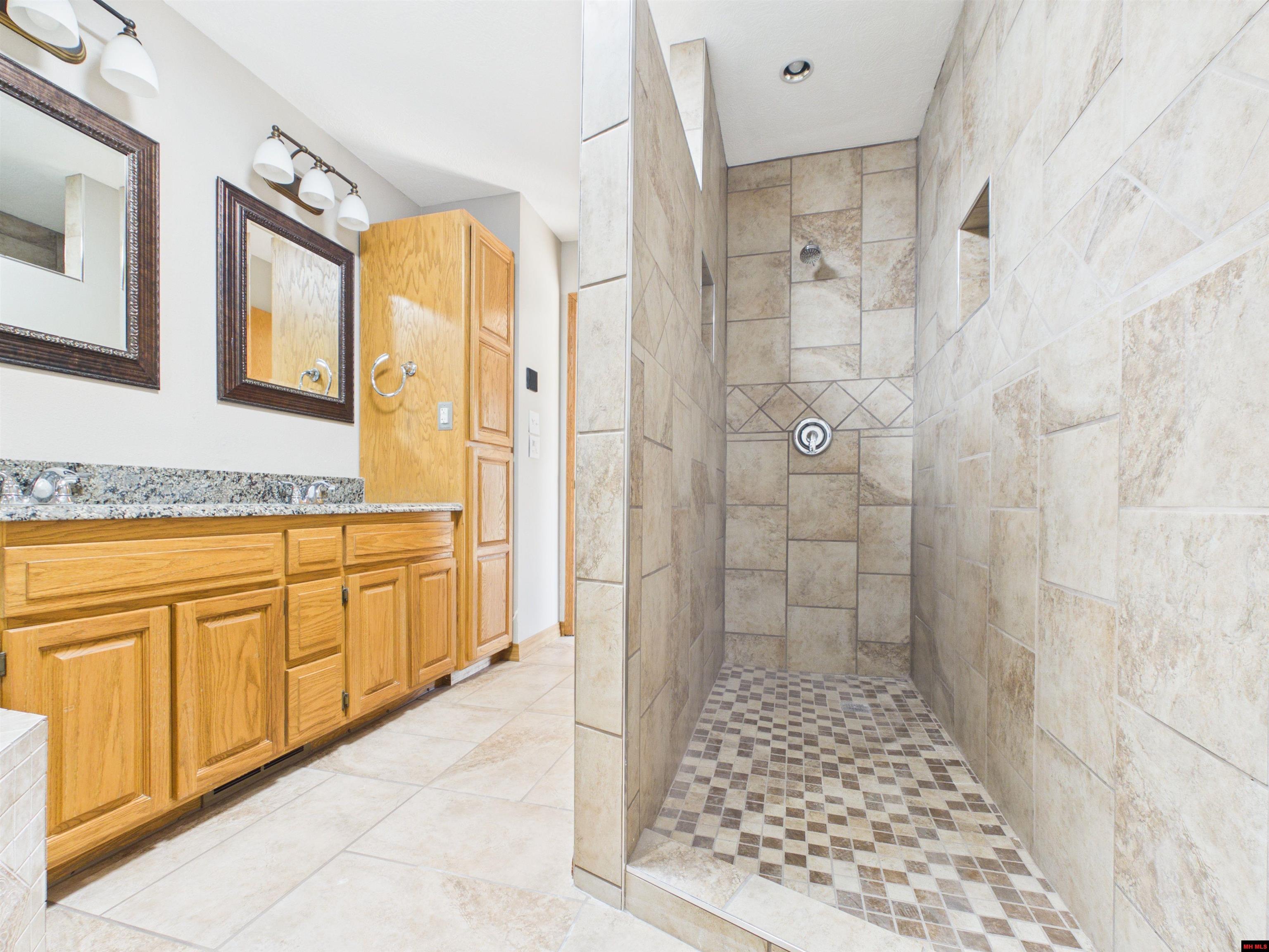26 Hickory Heights Drive