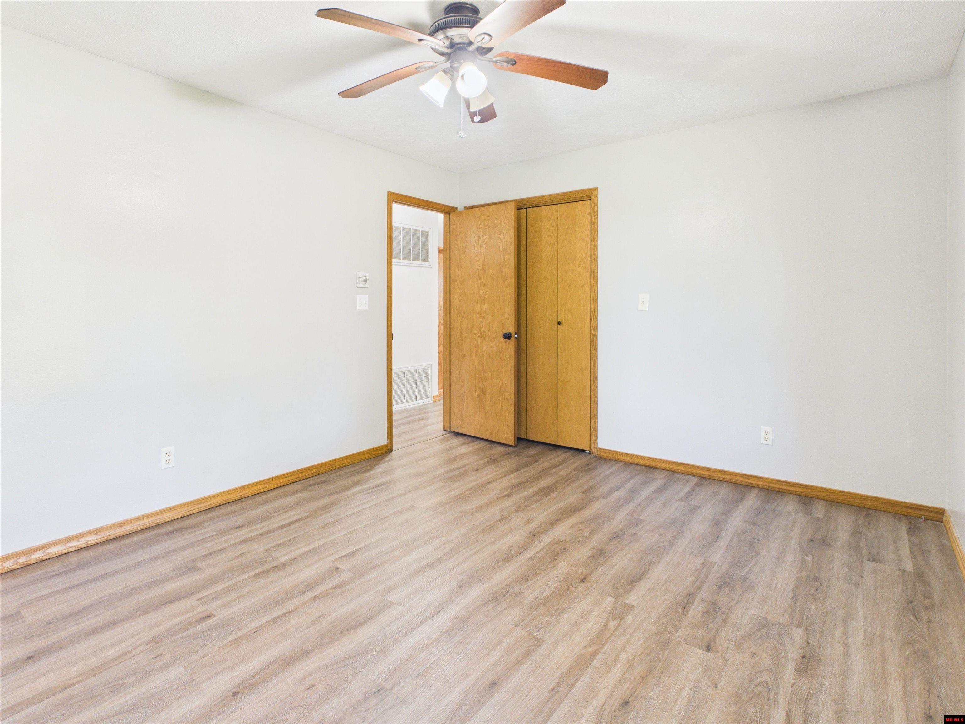 26 Hickory Heights Drive