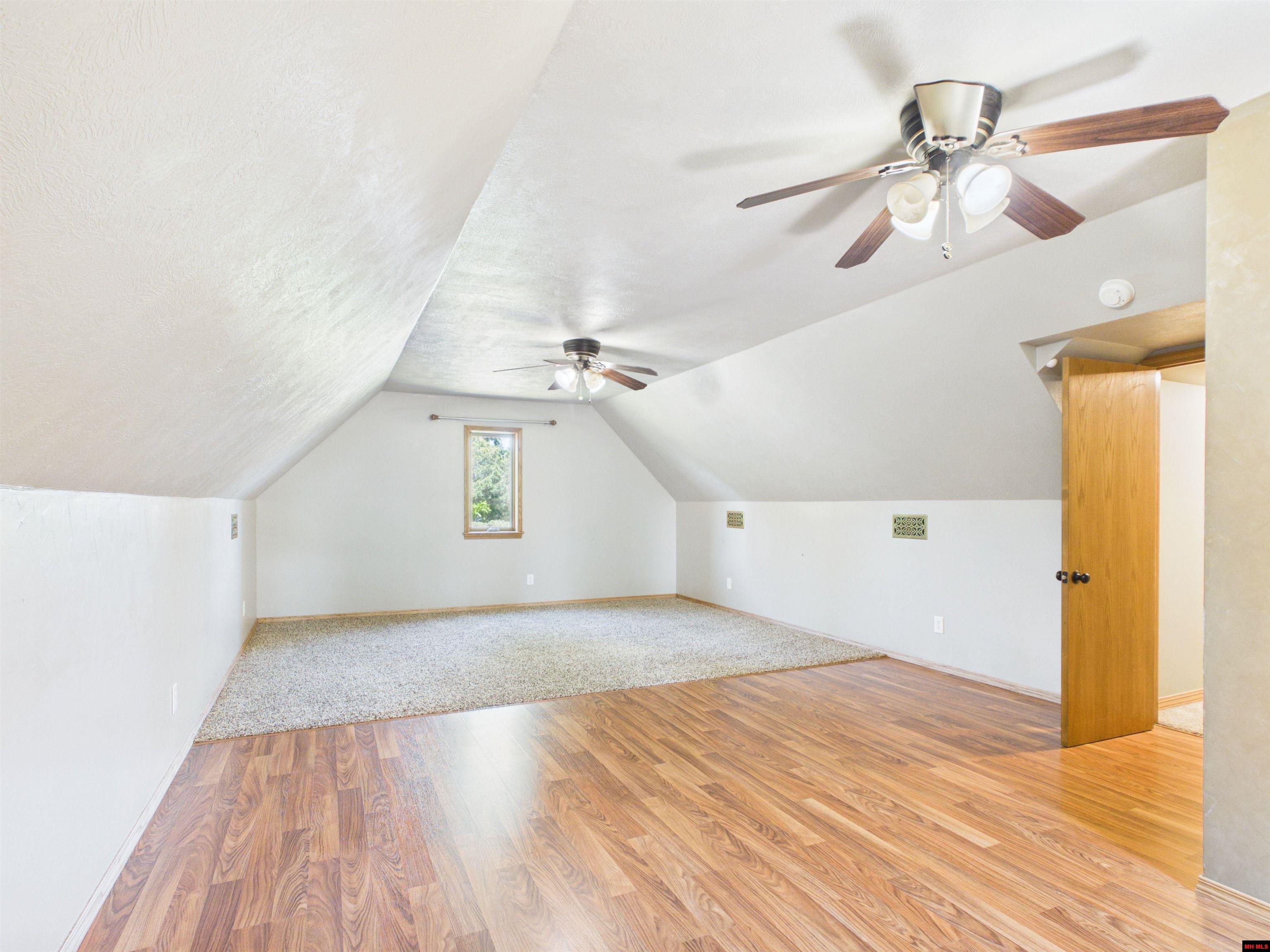 26 Hickory Heights Drive