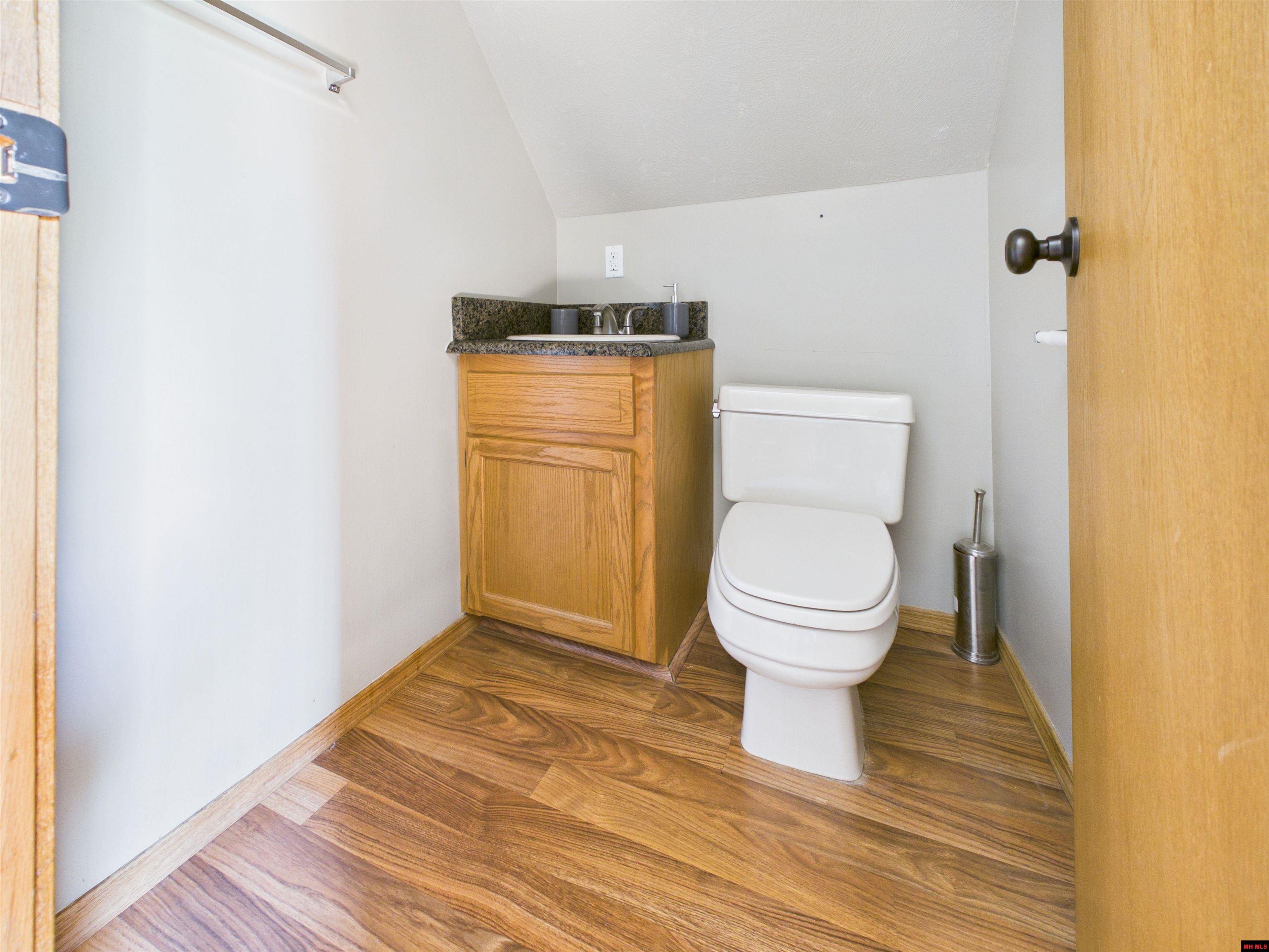 26 Hickory Heights Drive