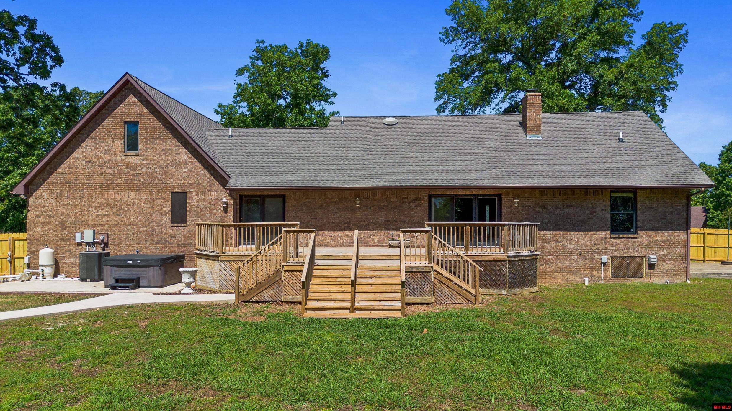 26 Hickory Heights Drive