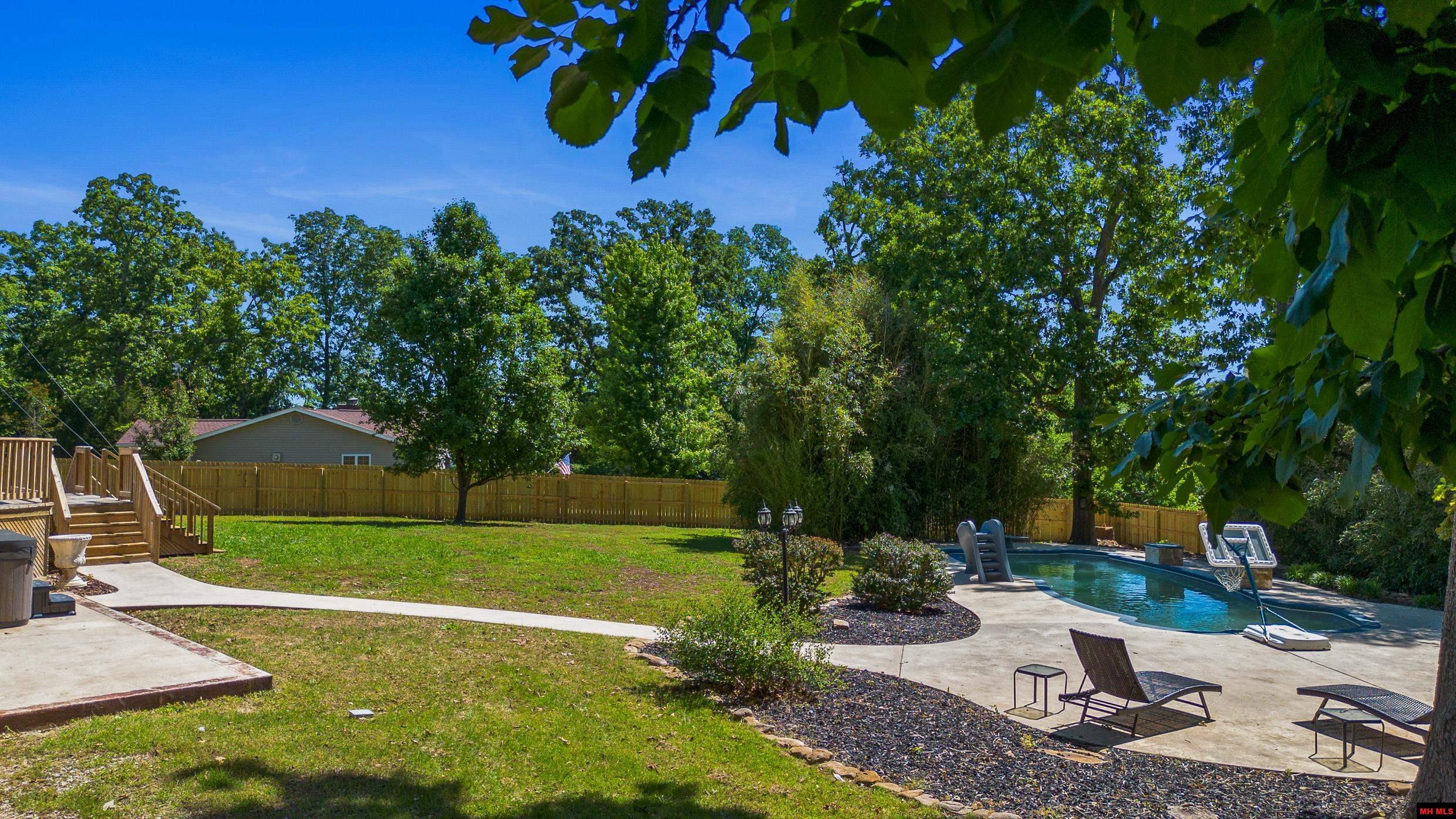 26 Hickory Heights Drive