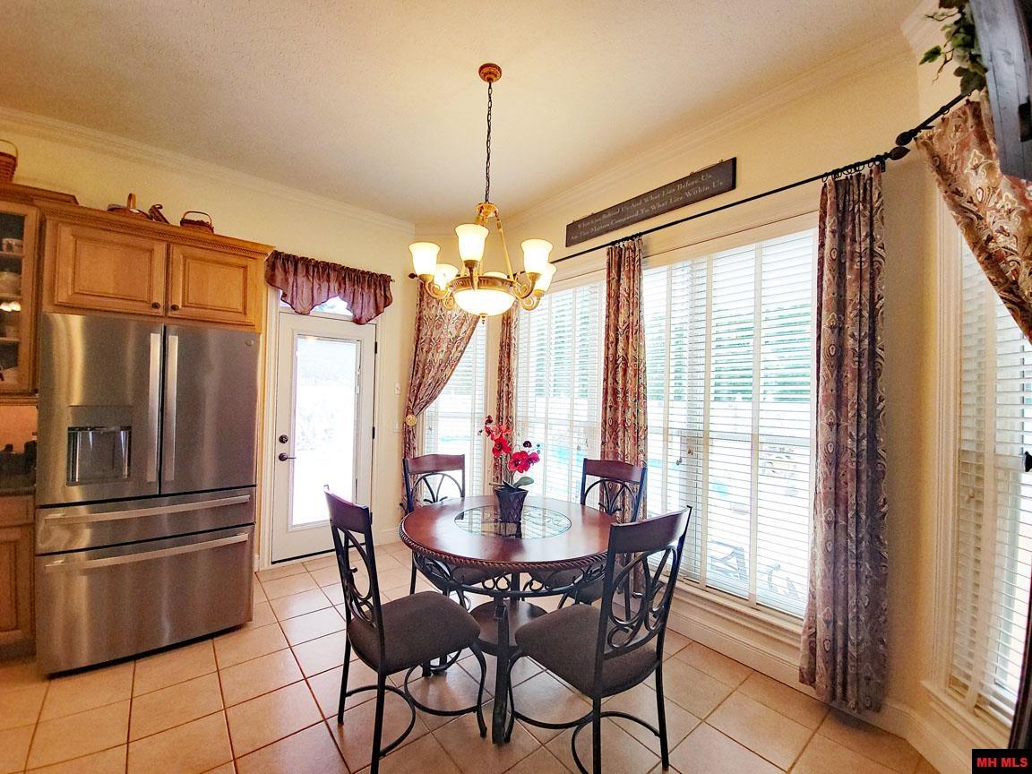 308 HOLLY GROVE DRIVE Mountain Home, AR