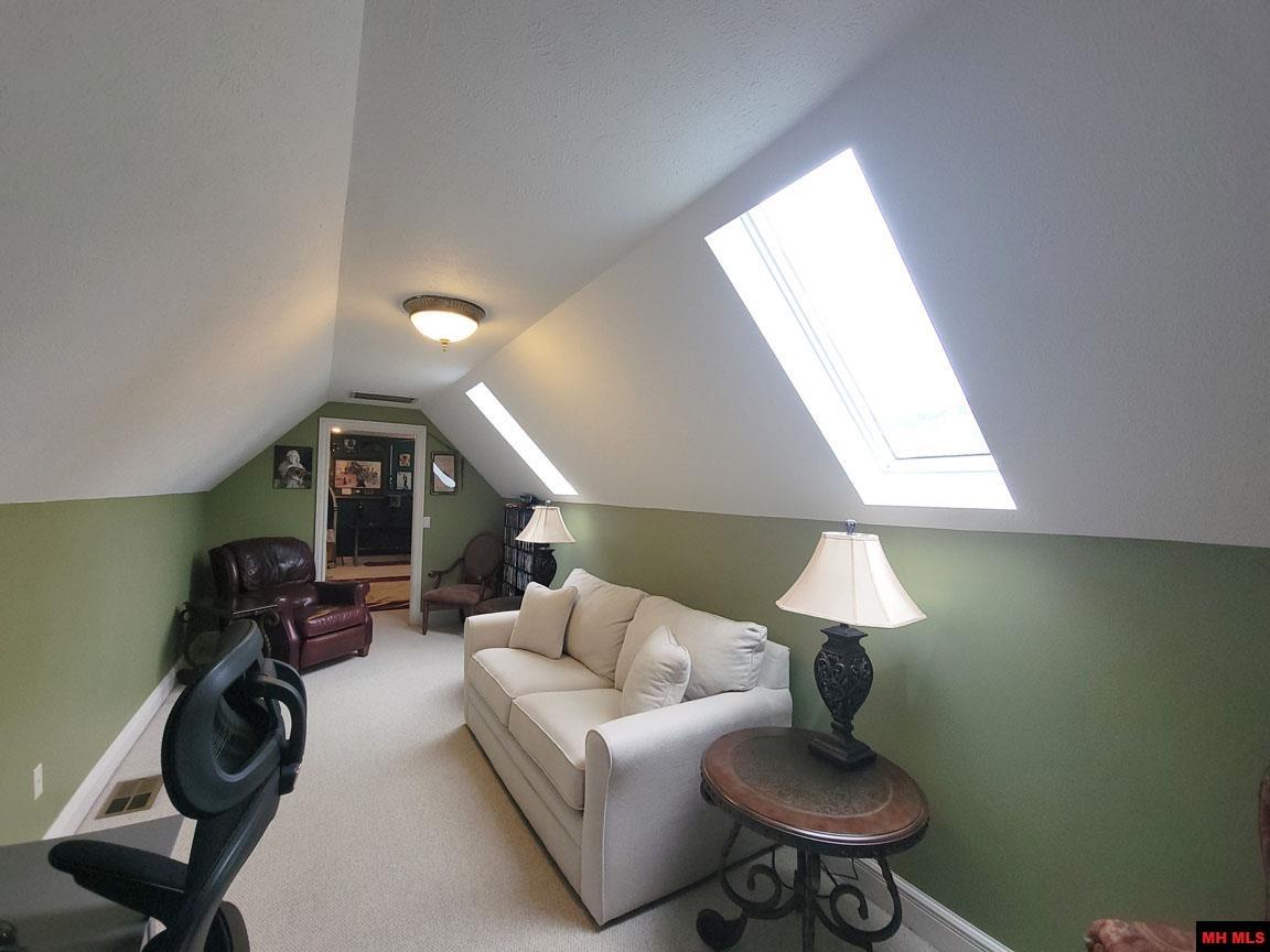 308 HOLLY GROVE DRIVE Mountain Home, AR