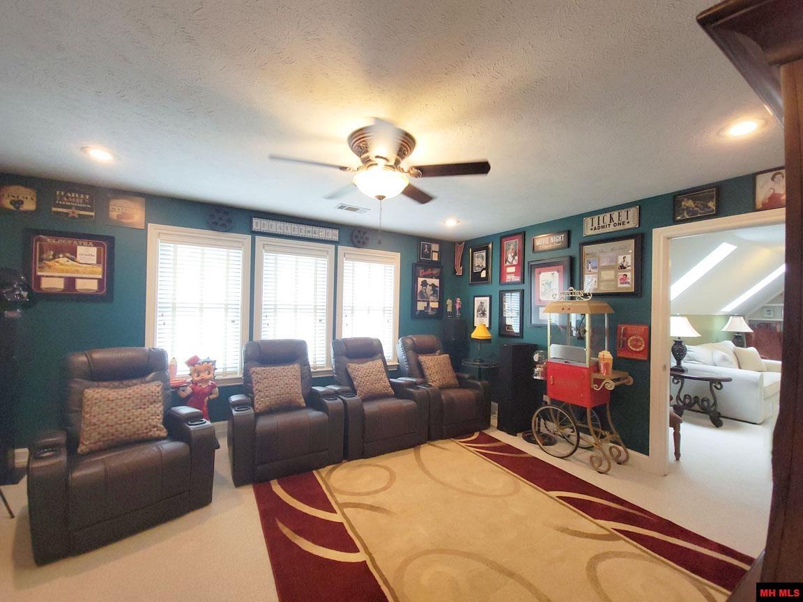 308 HOLLY GROVE DRIVE Mountain Home, AR