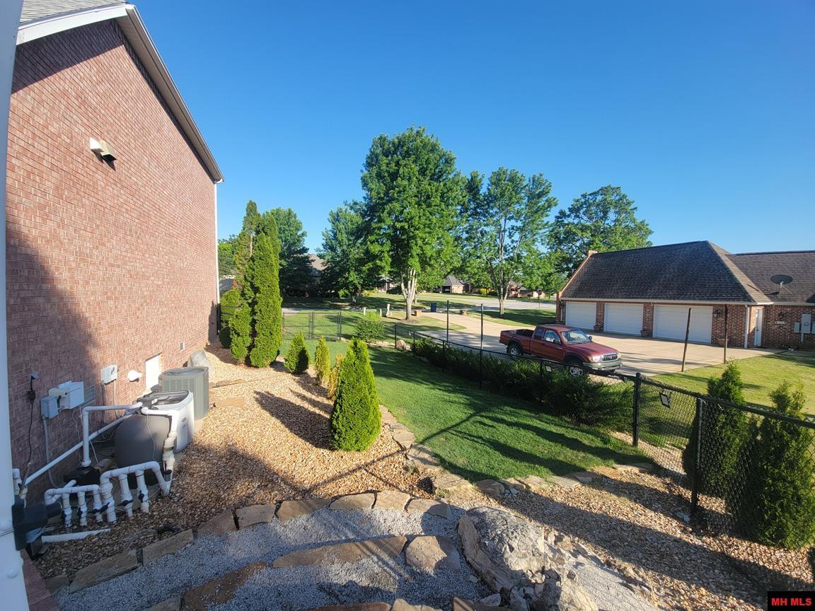 308 HOLLY GROVE DRIVE Mountain Home, AR