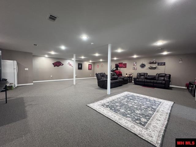 711 E Red Barn Road