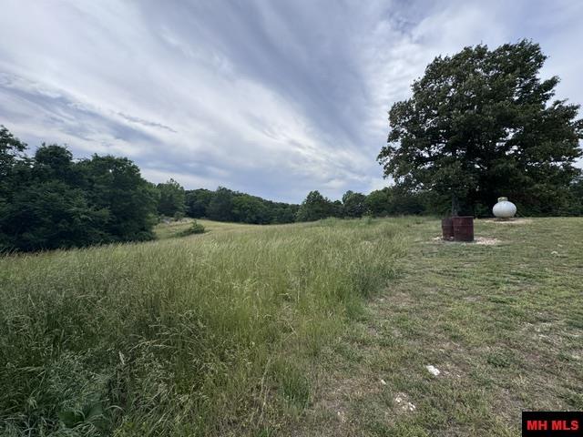 711 E Red Barn Road