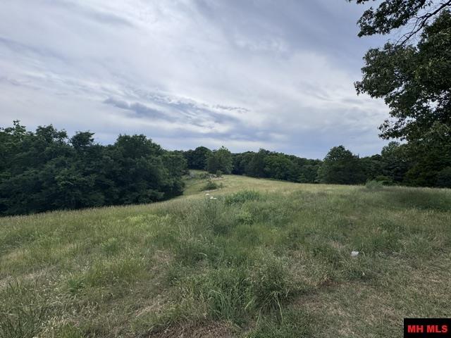 711 E Red Barn Road