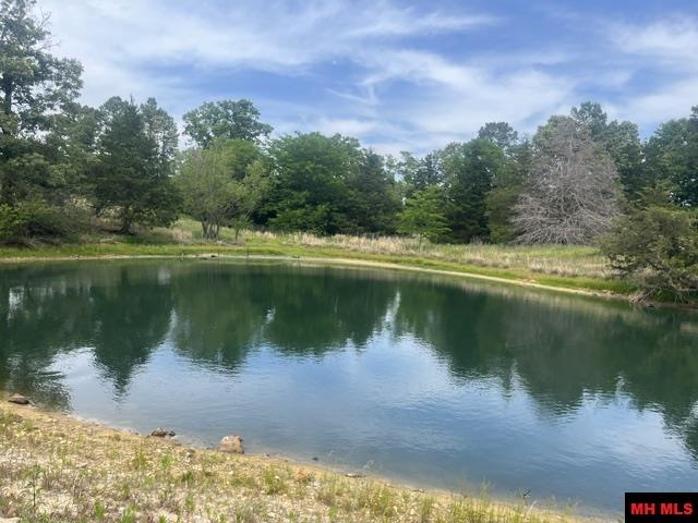 711 E Red Barn Road