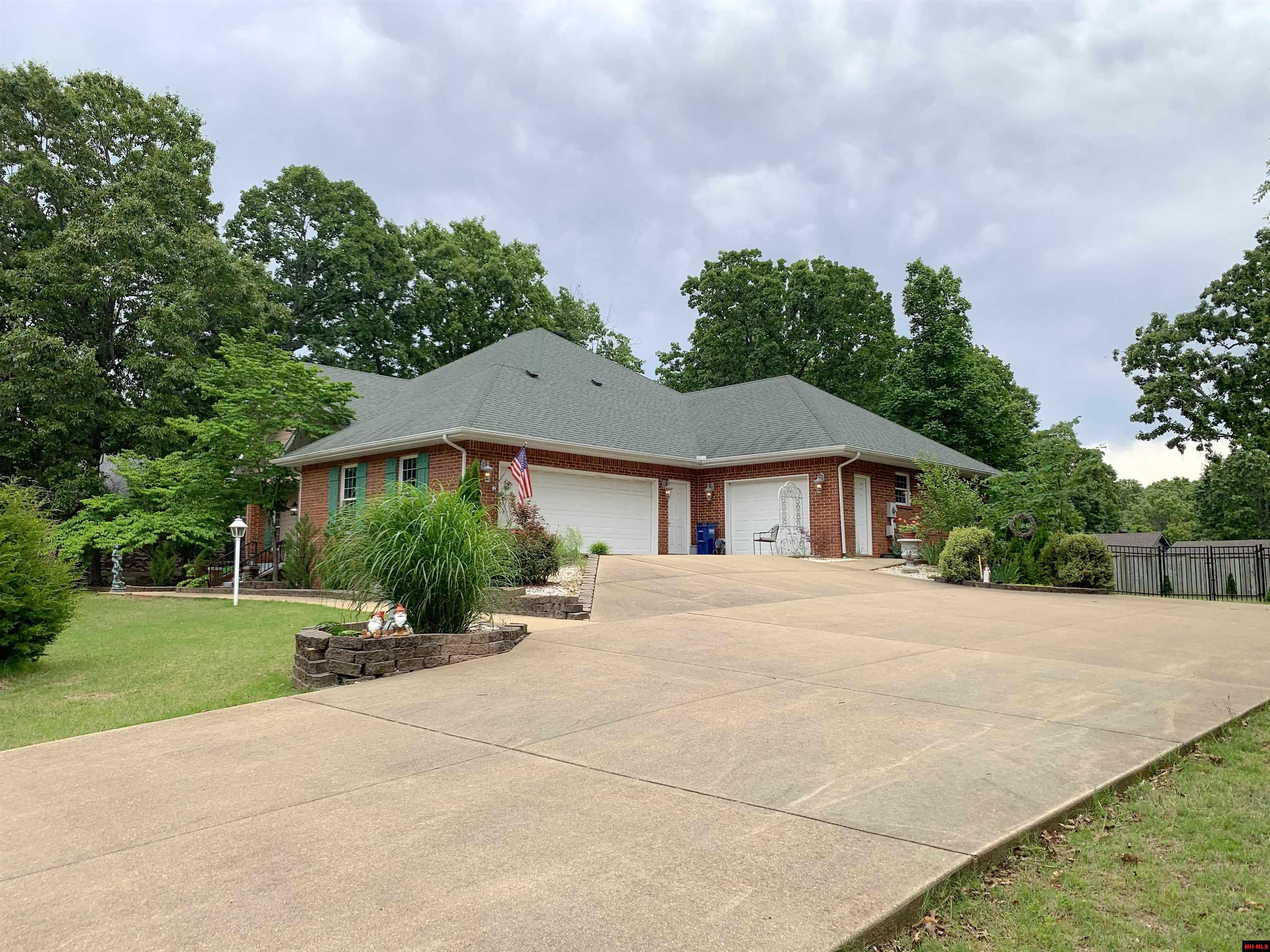 178 Breckenridge Court