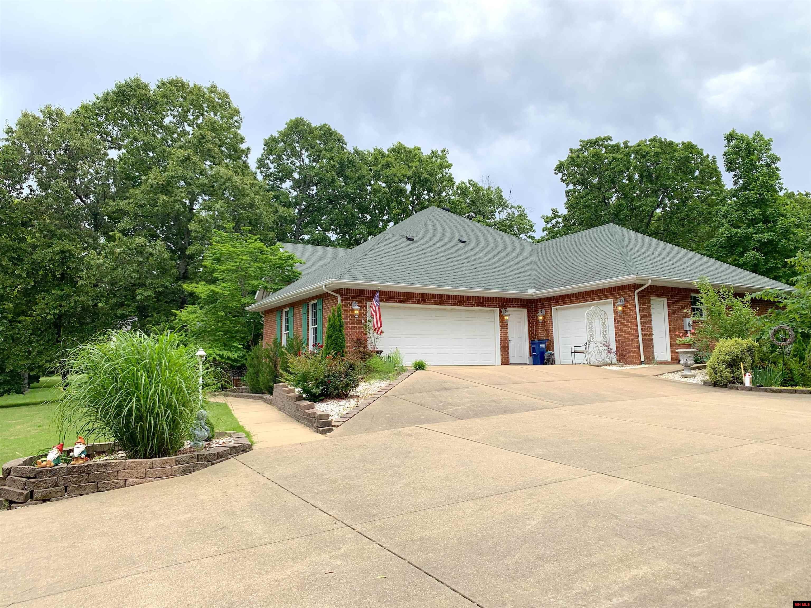 178 Breckenridge Court