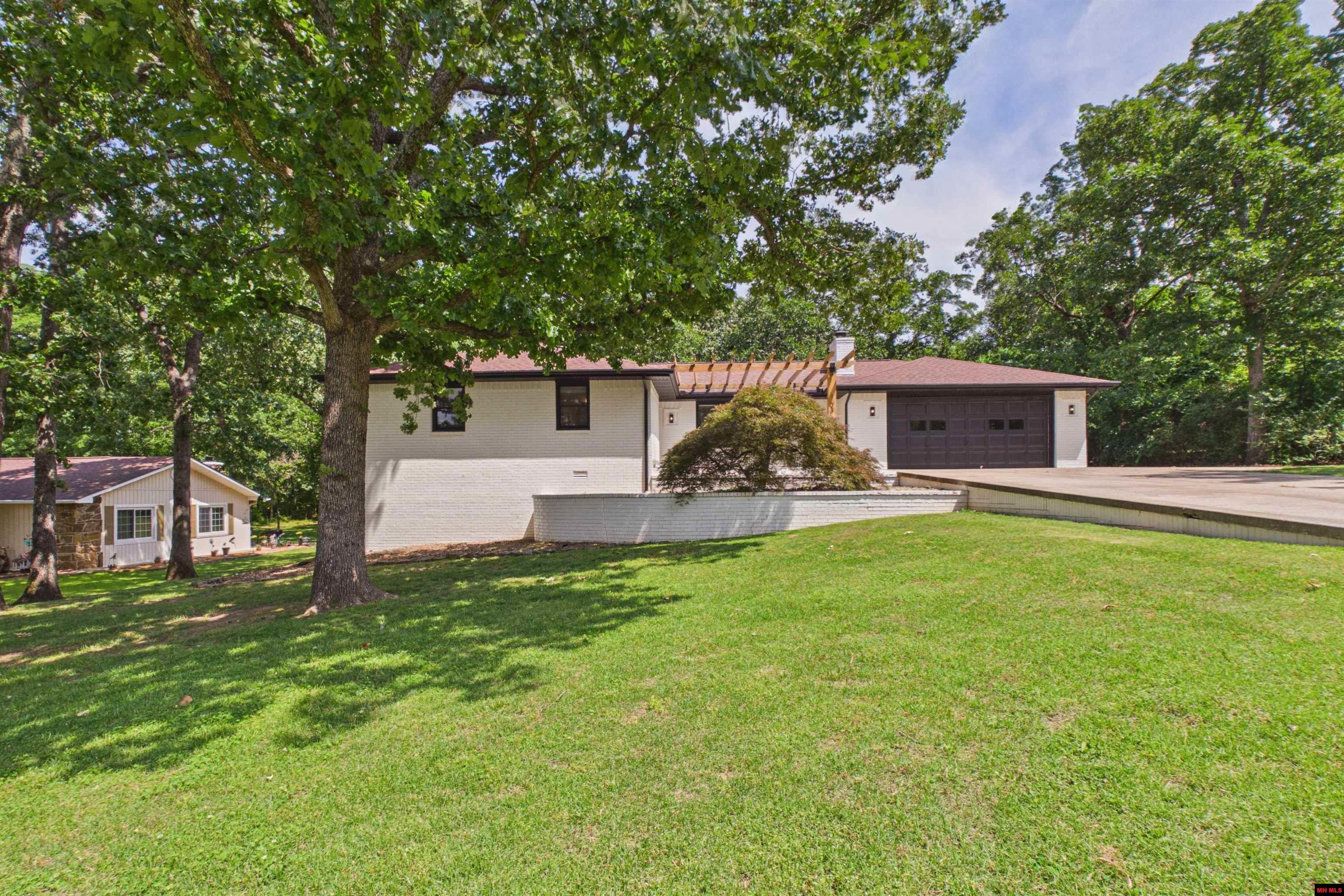 103 Forest Drive