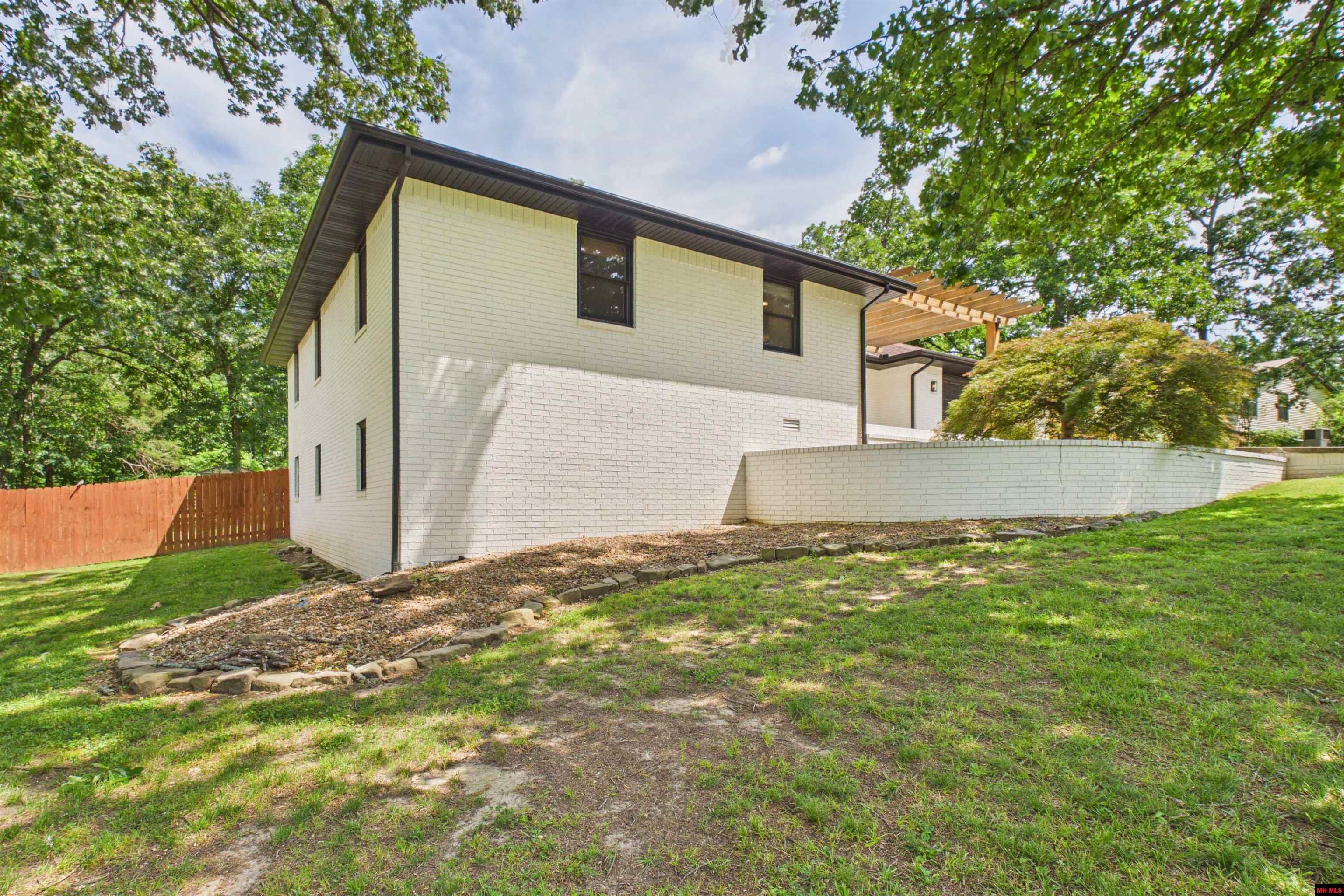 103 Forest Drive