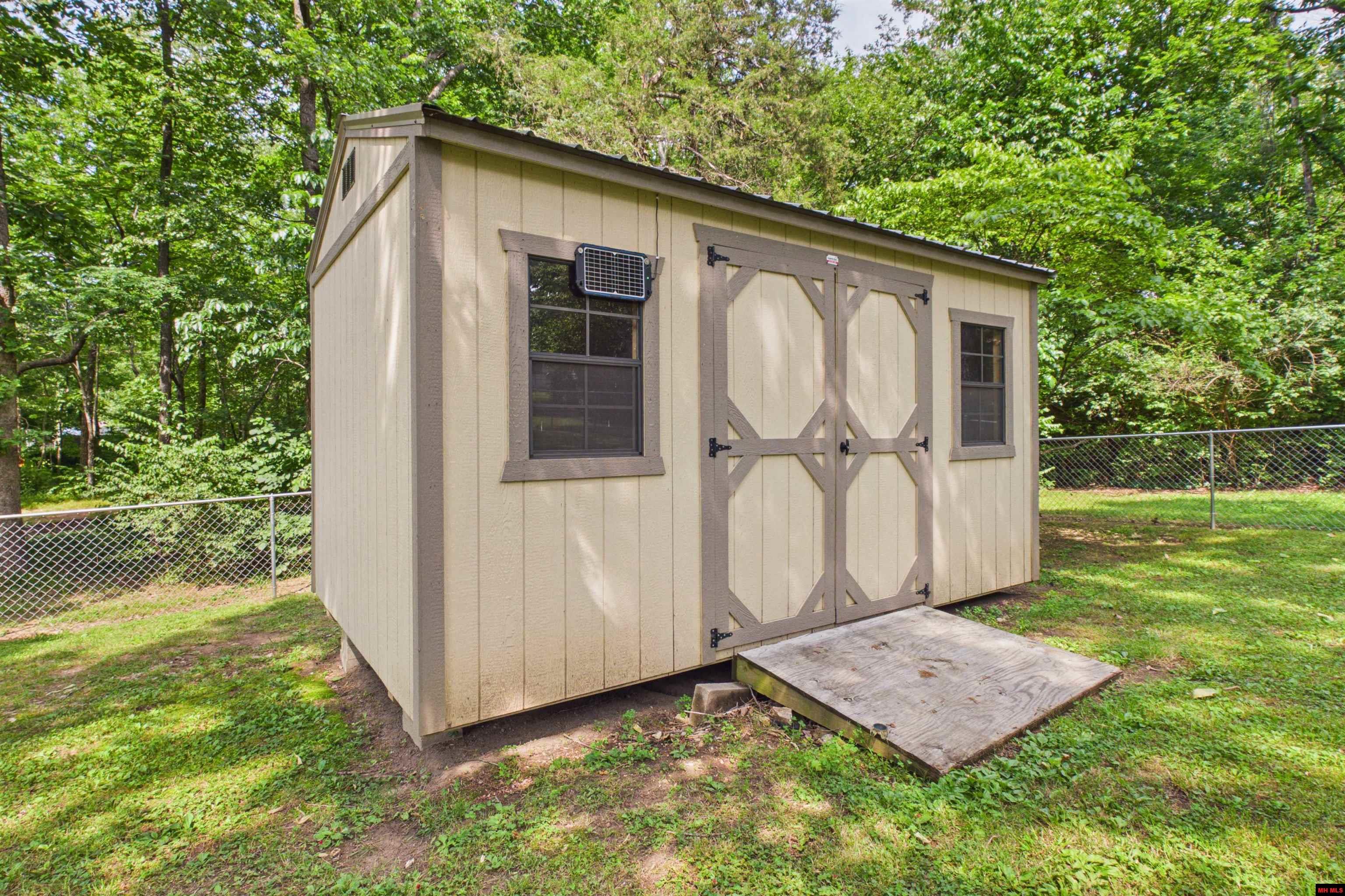 103 Forest Drive