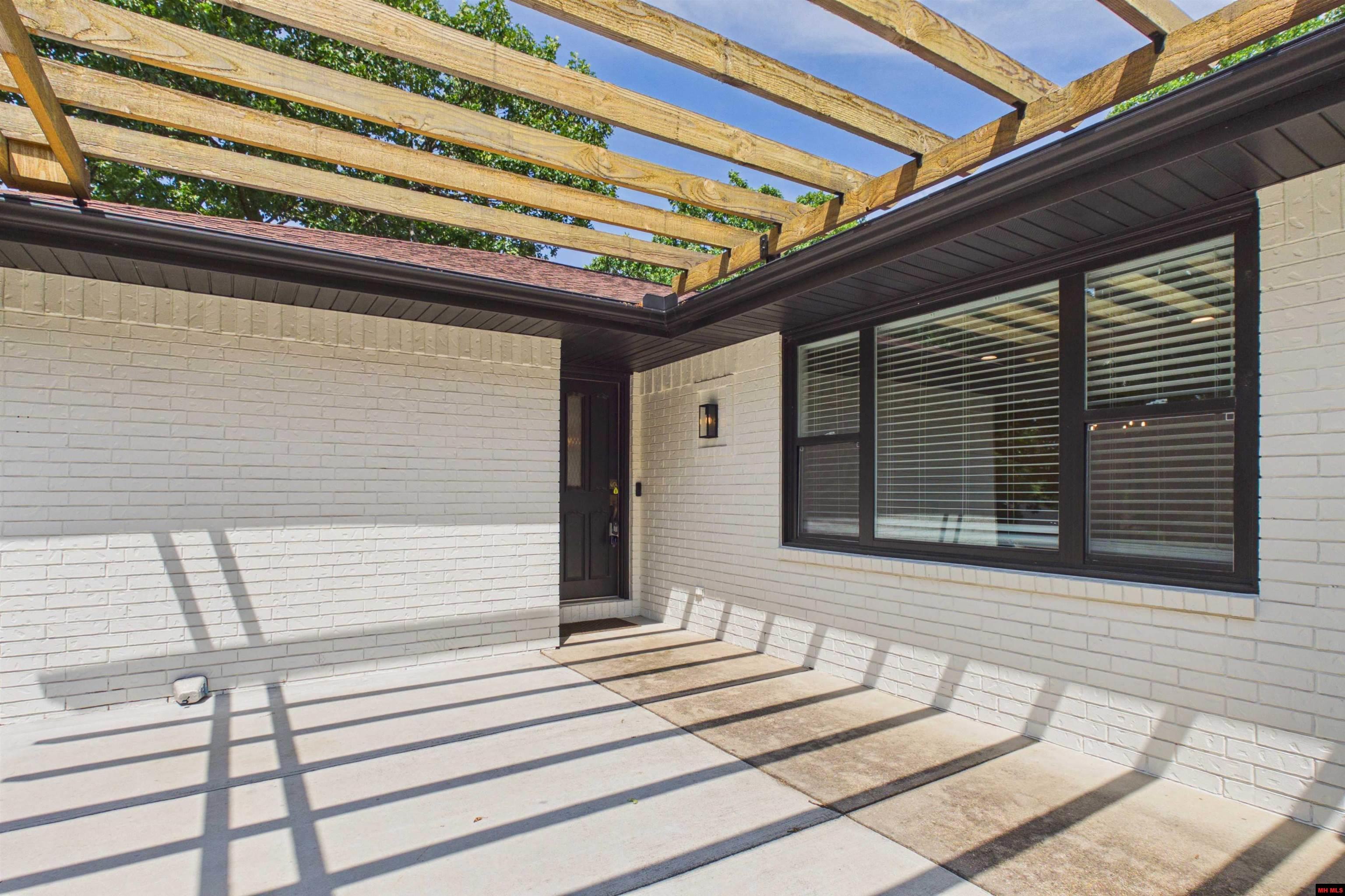 103 Forest Drive