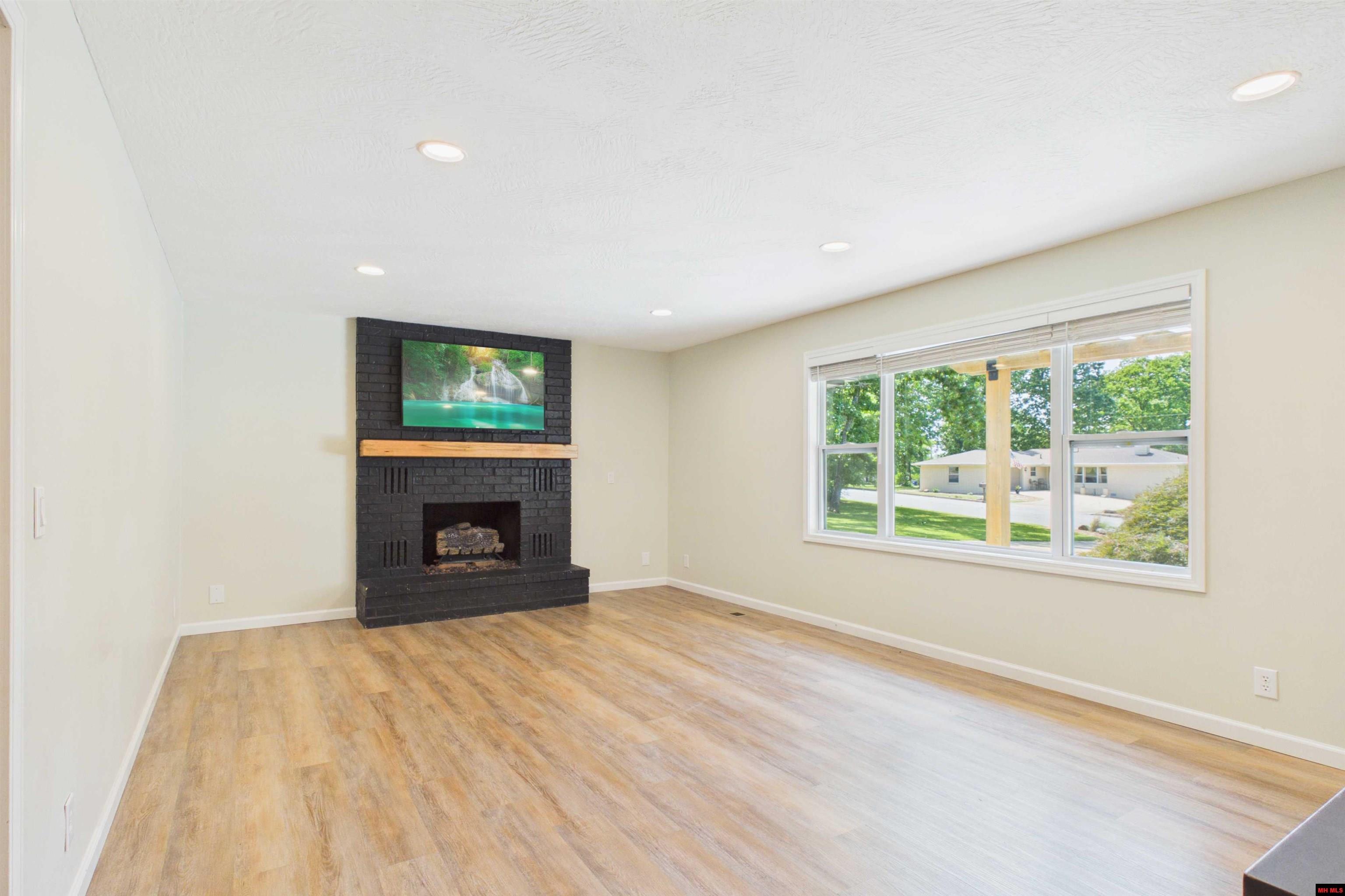 103 Forest Drive