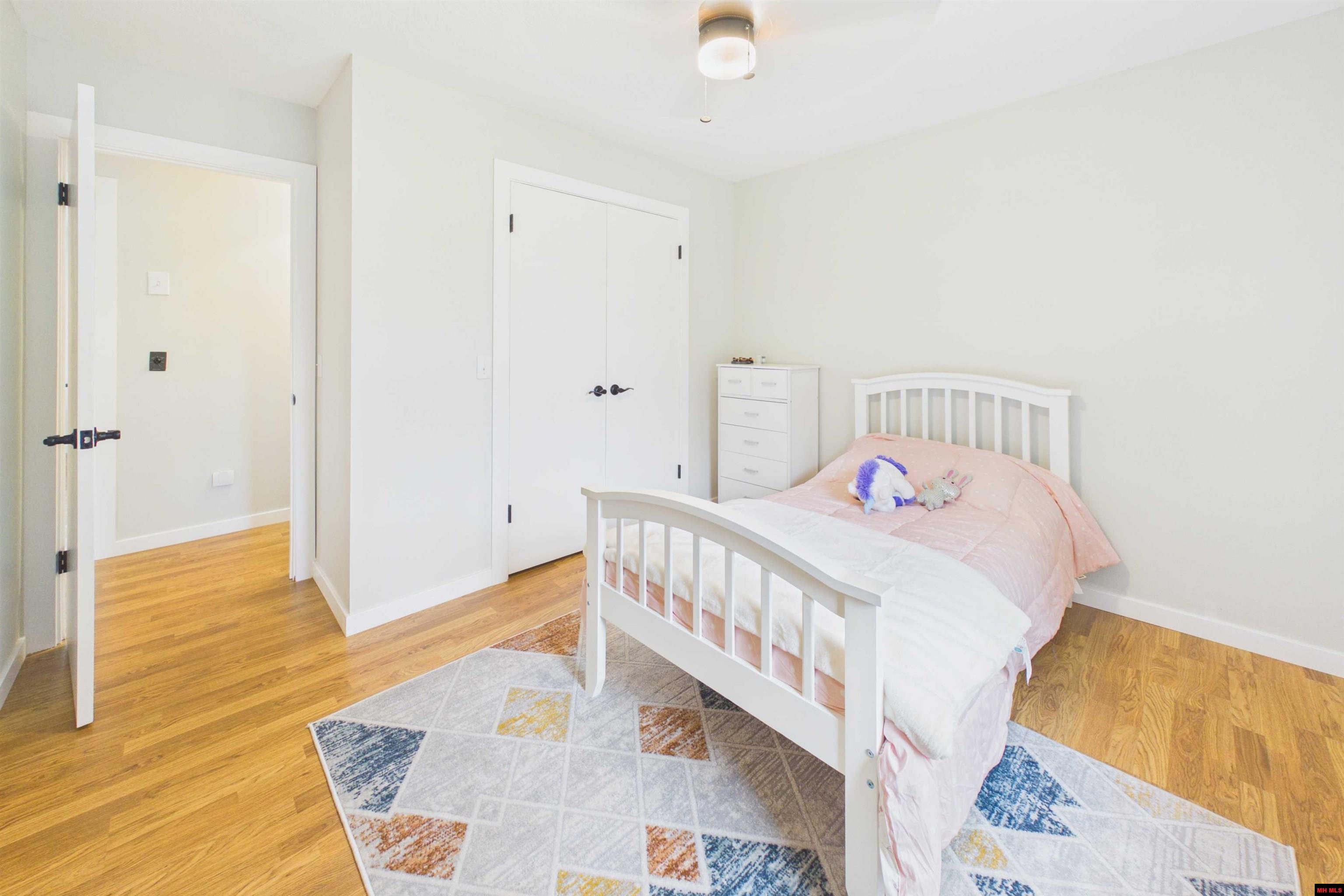 283 Wyandotte Drive