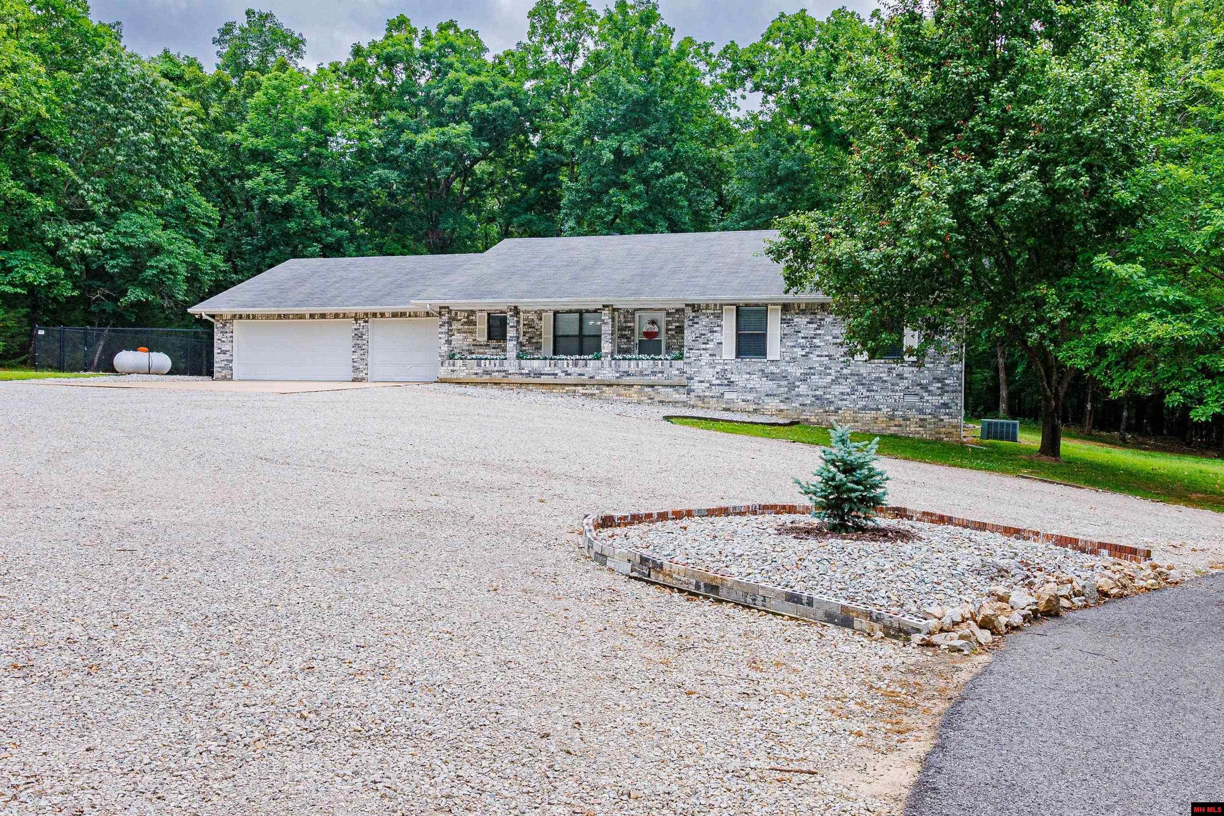 106 Swiss Lane