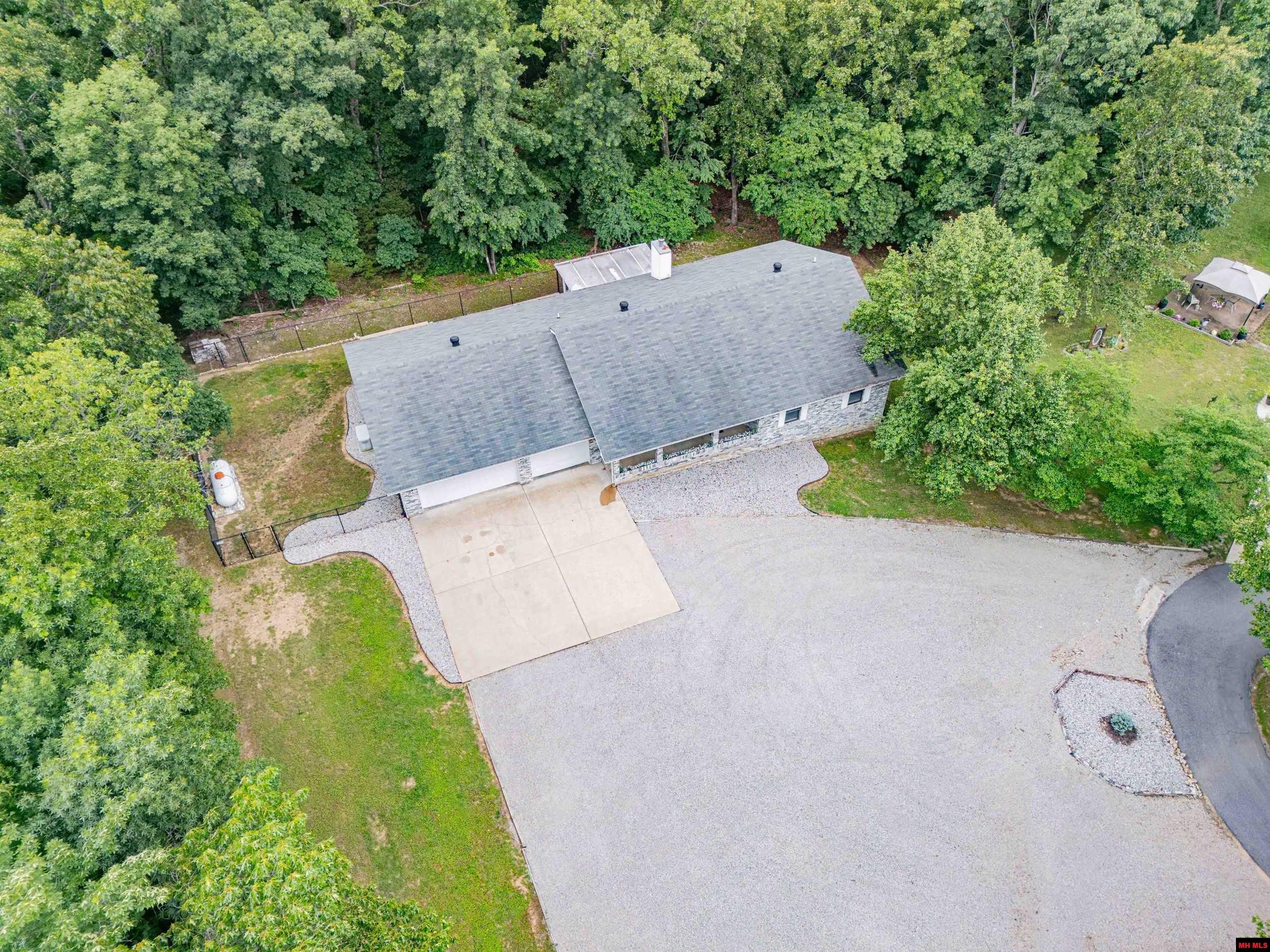 106 Swiss Lane