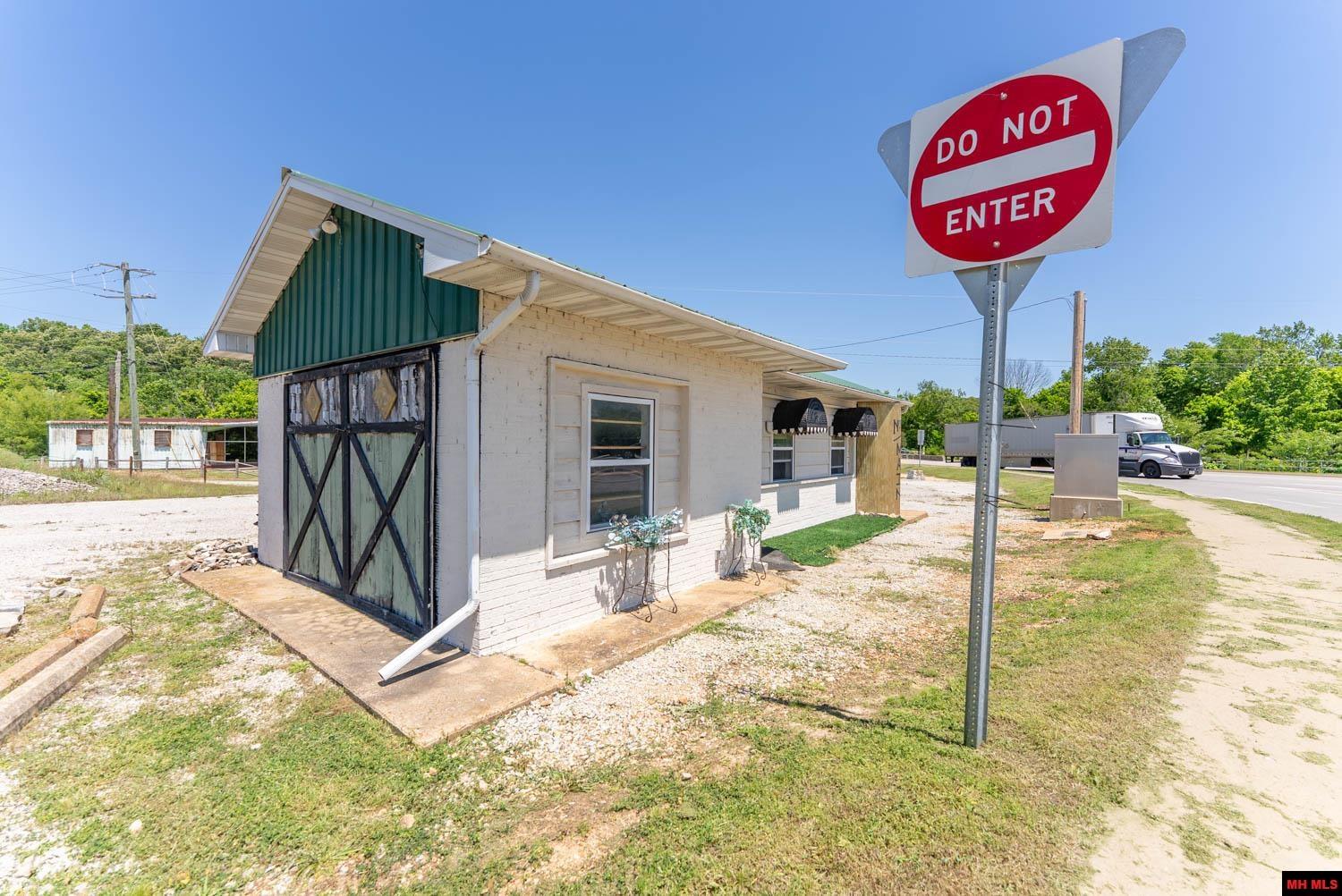 15 Main Street