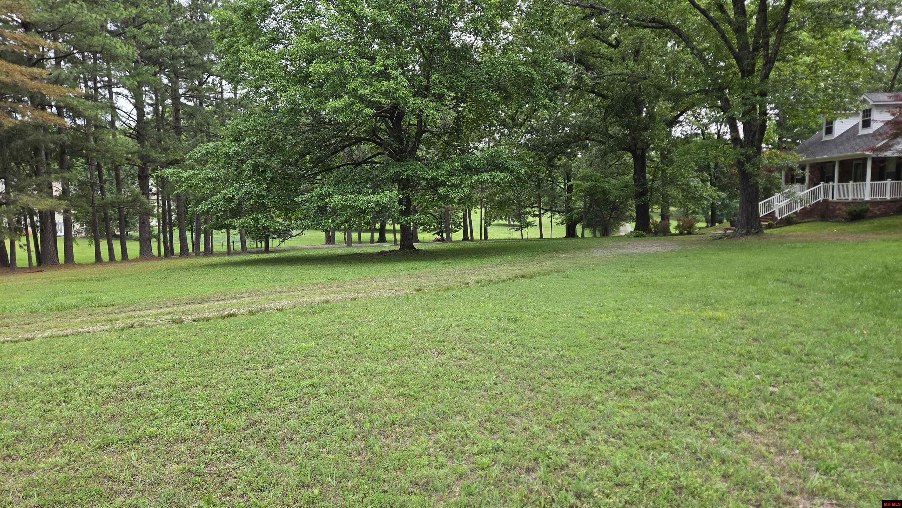 101 Fair Oaks Lane