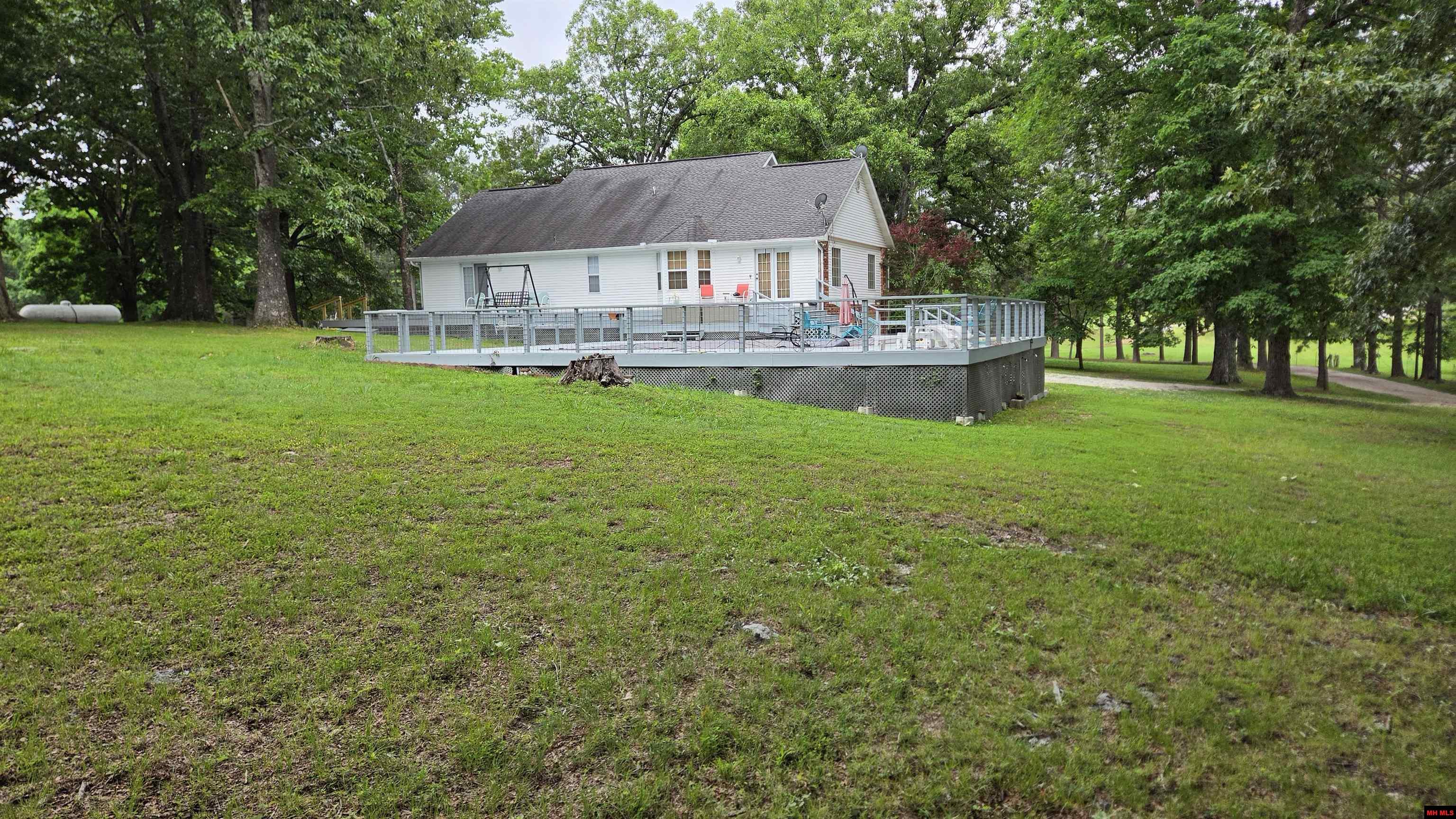 101 Fair Oaks Lane
