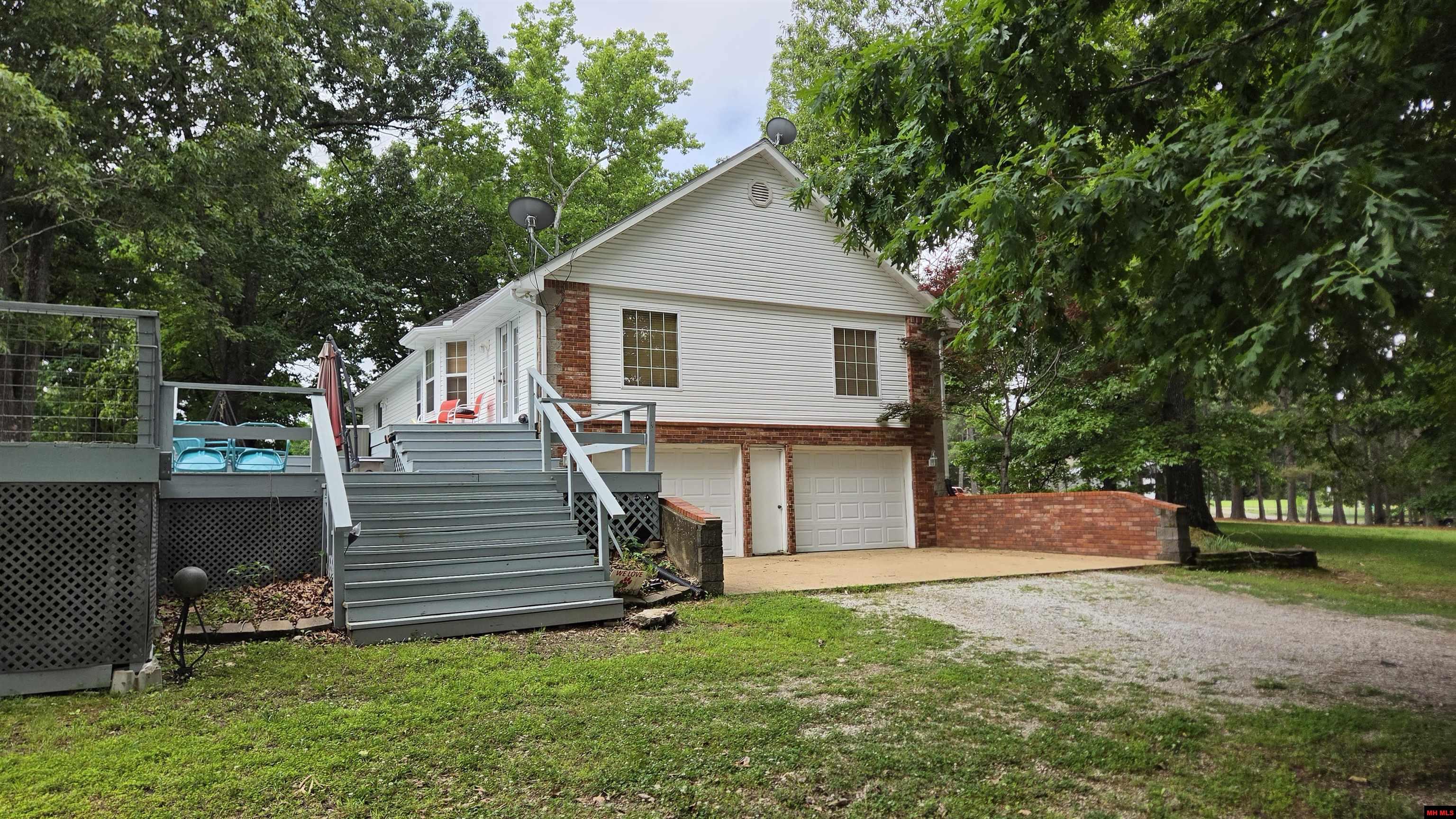 101 Fair Oaks Lane